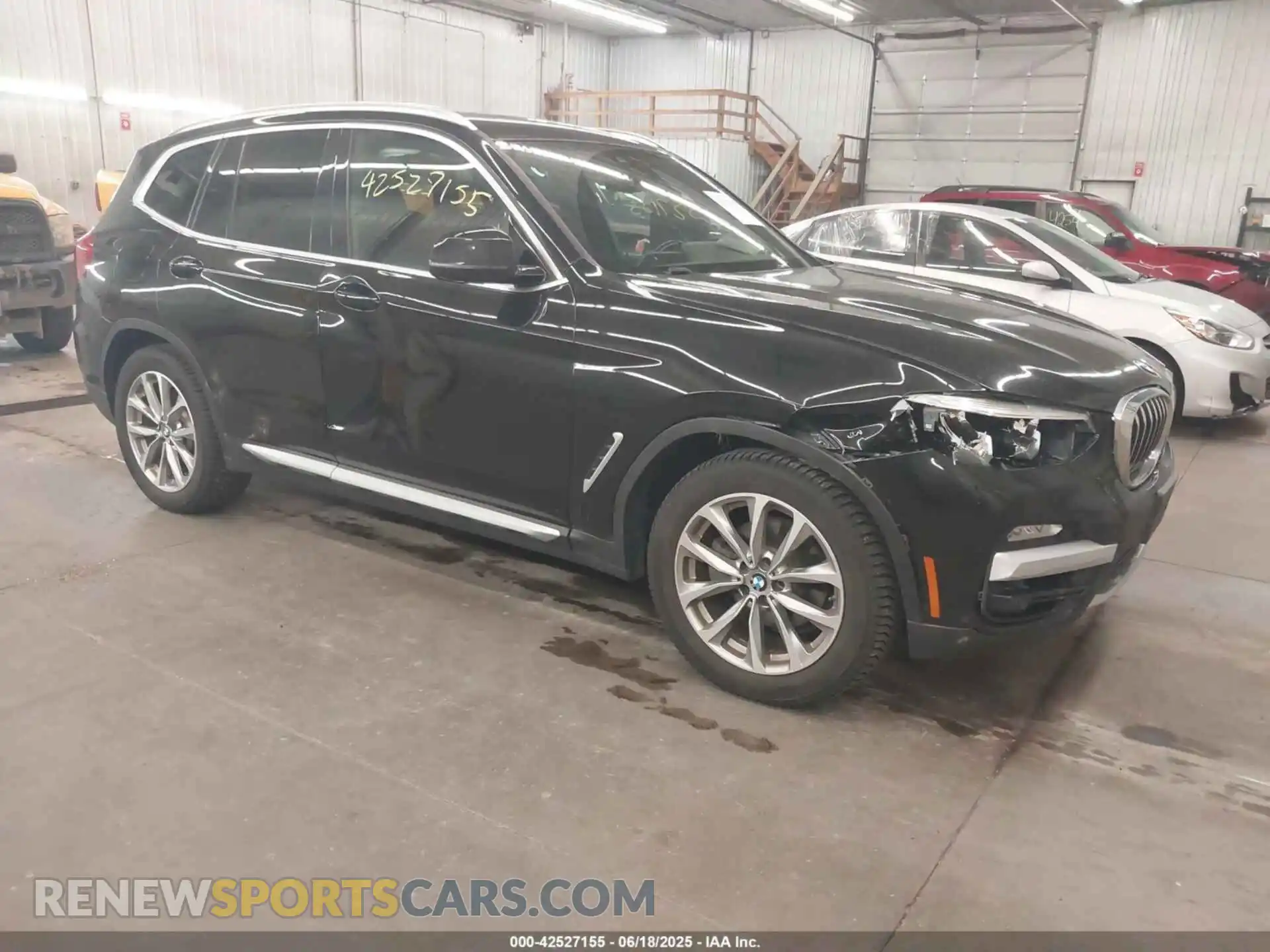 1 Фотография поврежденного автомобиля 5UXTR9C5XKLD94480 BMW X3 2019