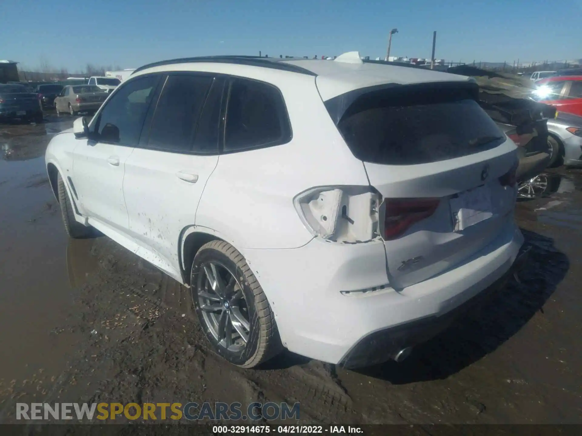 3 Photograph of a damaged car 5UXTR9C5XKLD94608 BMW X3 2019