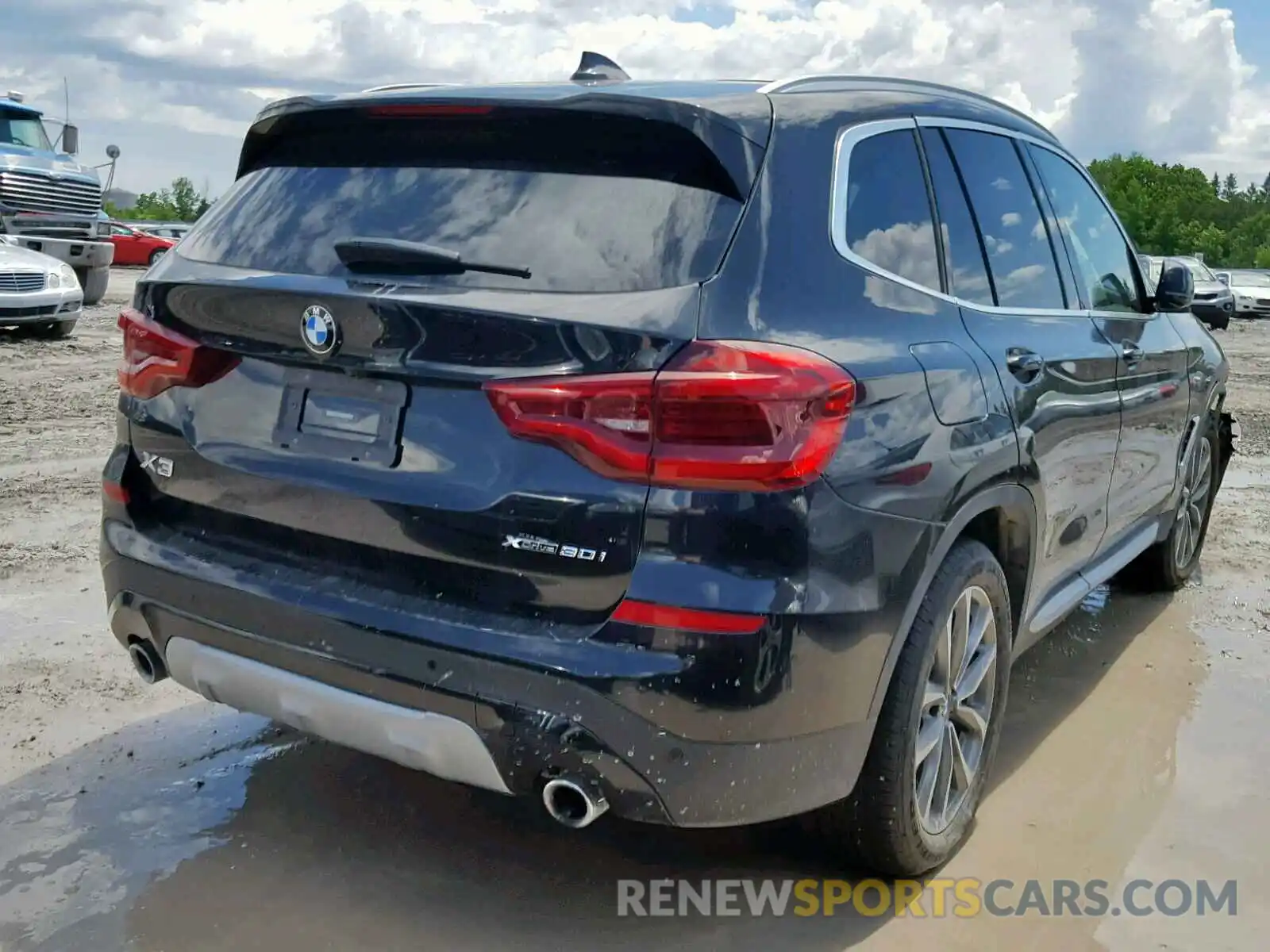 4 Photograph of a damaged car 5UXTR9C5XKLE11097 BMW X3 2019