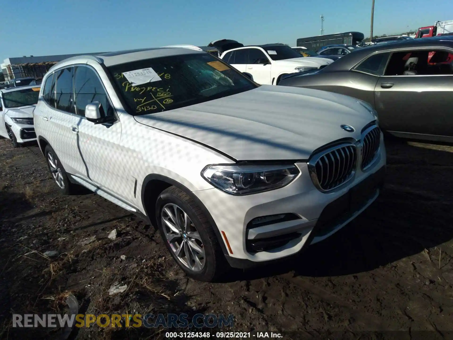 1 Фотография поврежденного автомобиля 5UXTR9C5XKLE11228 BMW X3 2019