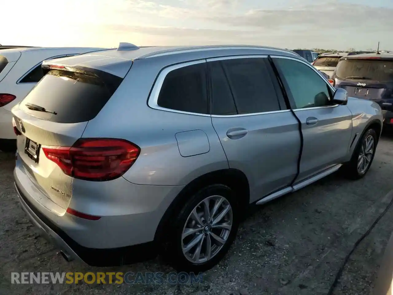 3 Photograph of a damaged car 5UXTR9C5XKLE15912 BMW X3 2019