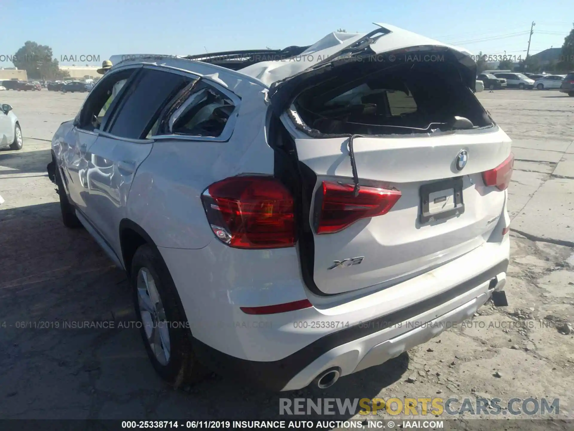 3 Photograph of a damaged car 5UXTR9C5XKLE16980 BMW X3 2019