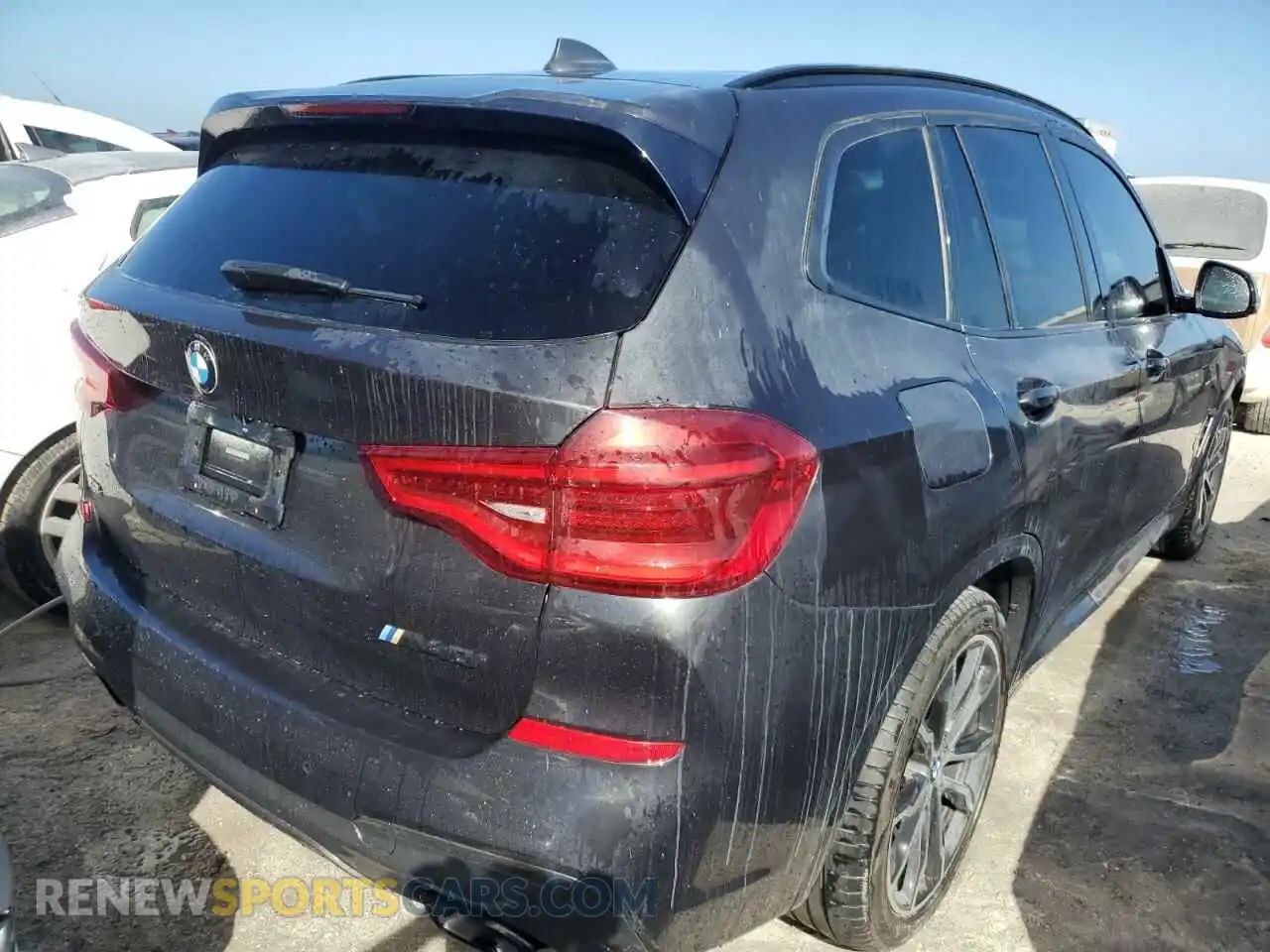 3 Photograph of a damaged car 5UXTS3C50K0Z08305 BMW X3 2019