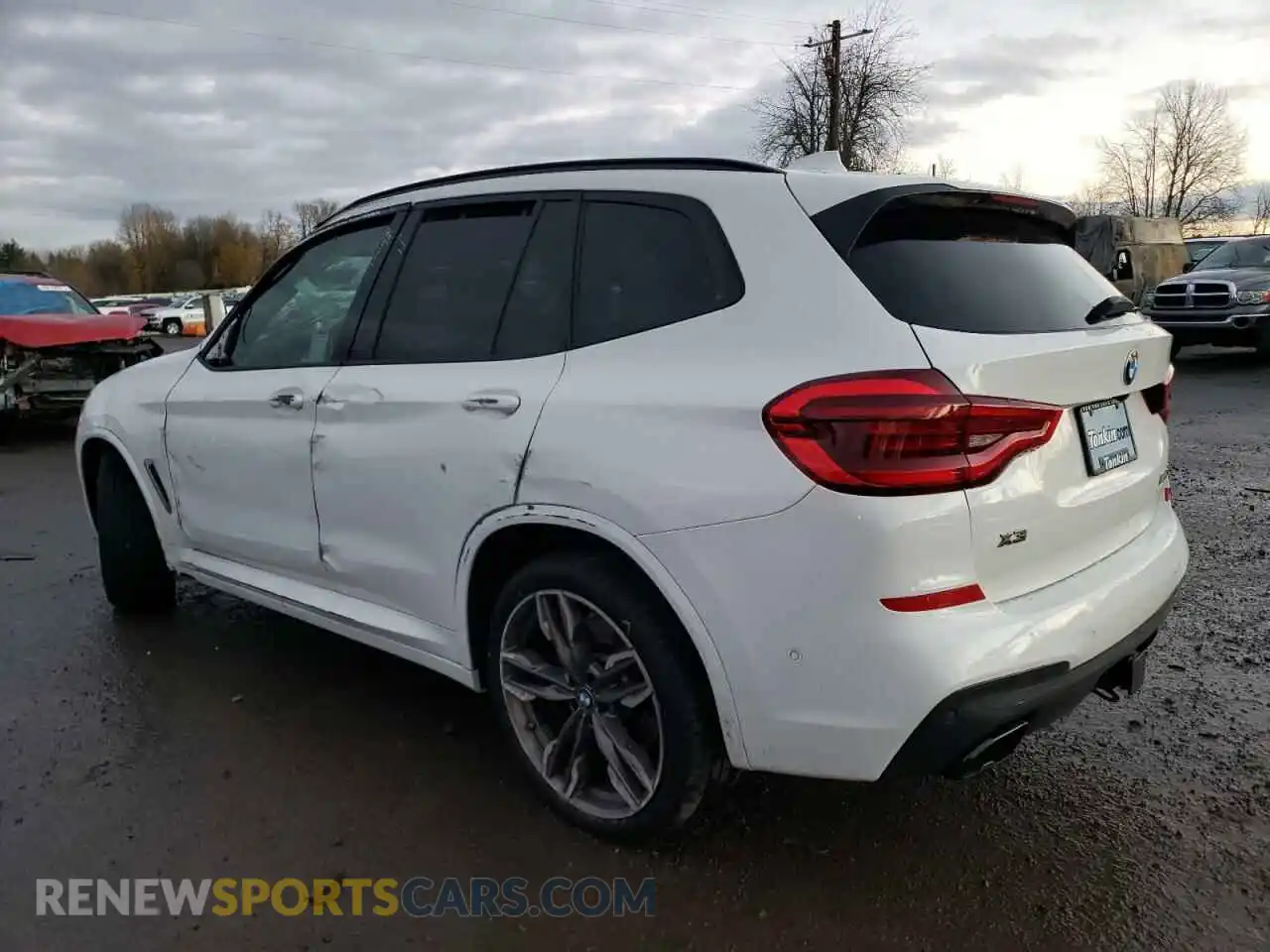 3 Photograph of a damaged car 5UXTS3C52K0Z08984 BMW X3 2019
