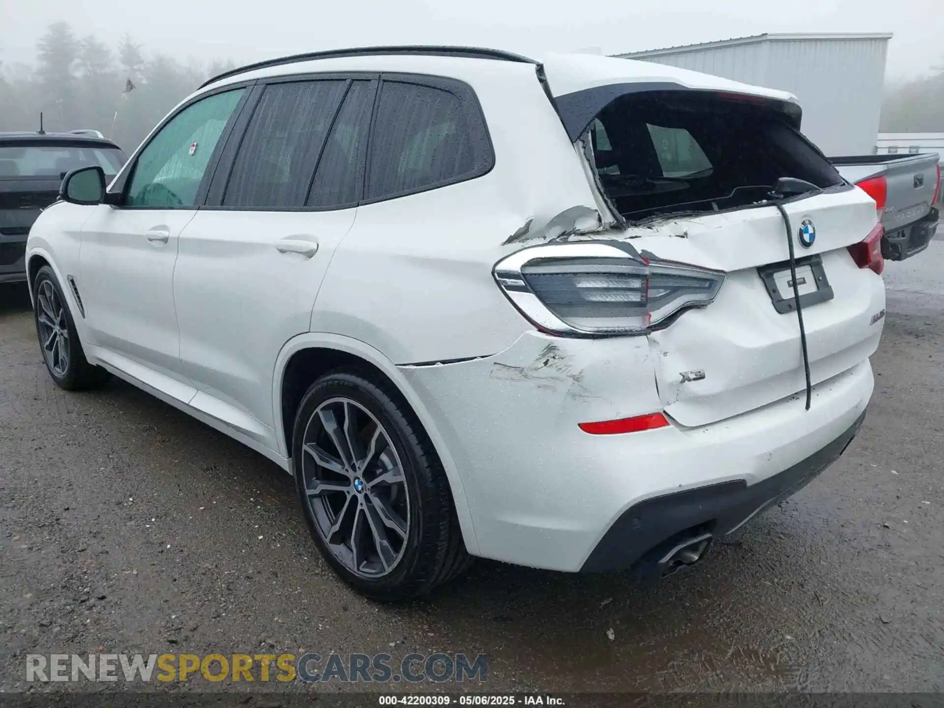 3 Photograph of a damaged car 5UXTS3C56K0Z10351 BMW X3 2019