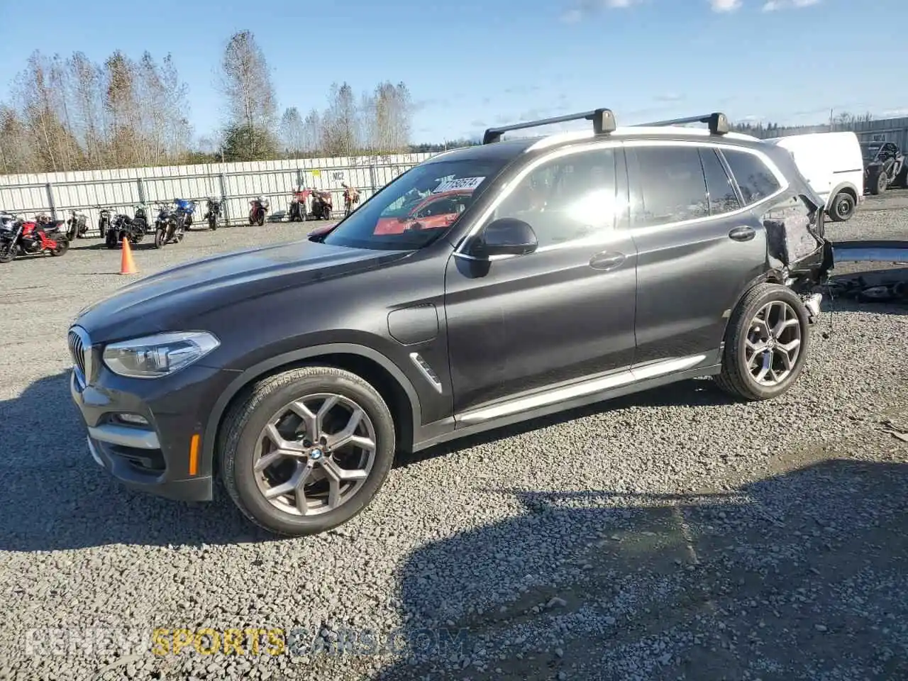 1 Photograph of a damaged car 5UXTS1C0XL9C26220 BMW X3 2020