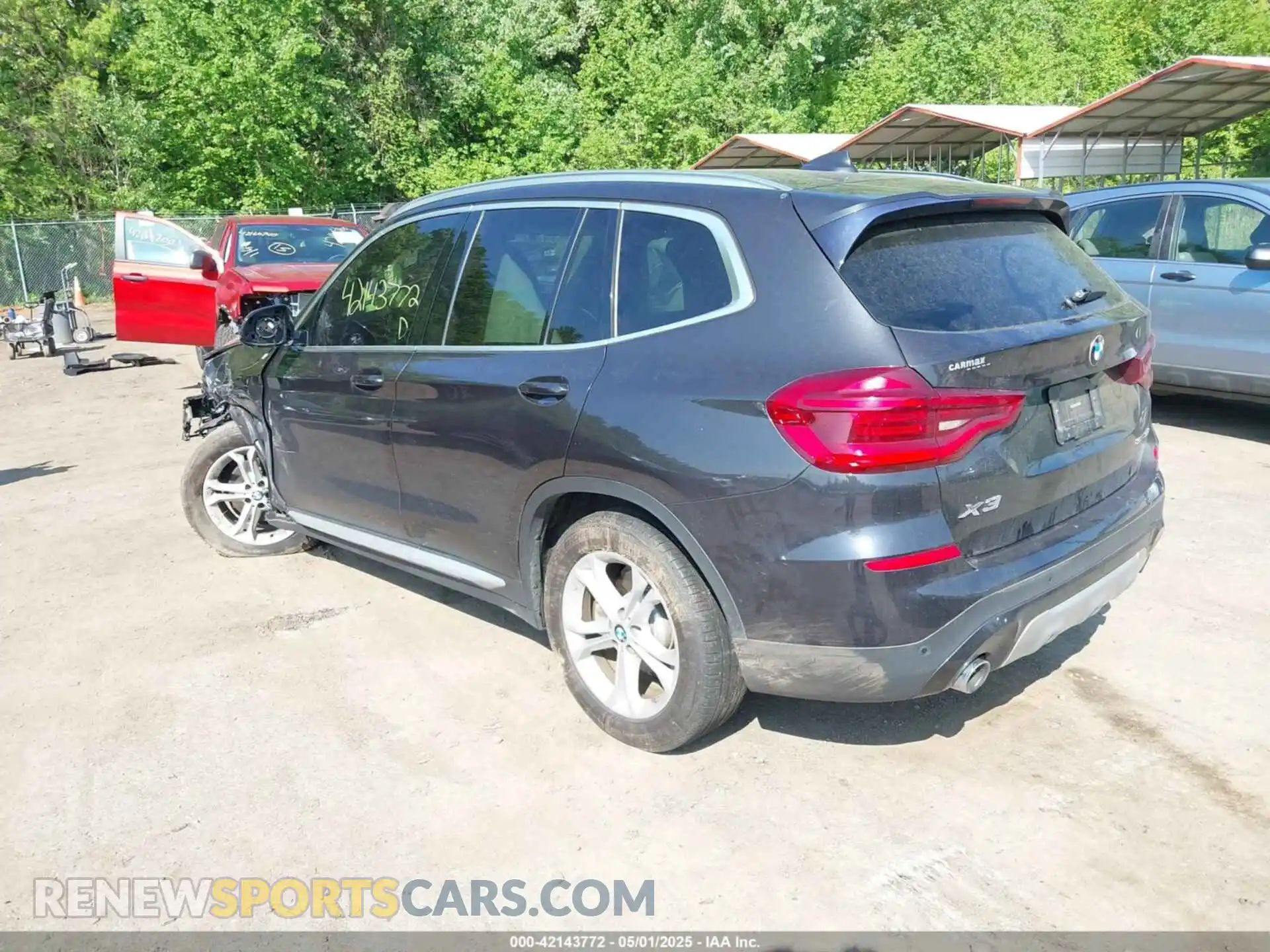 3 Photograph of a damaged car 5UXTY3C00L9B76499 BMW X3 2020