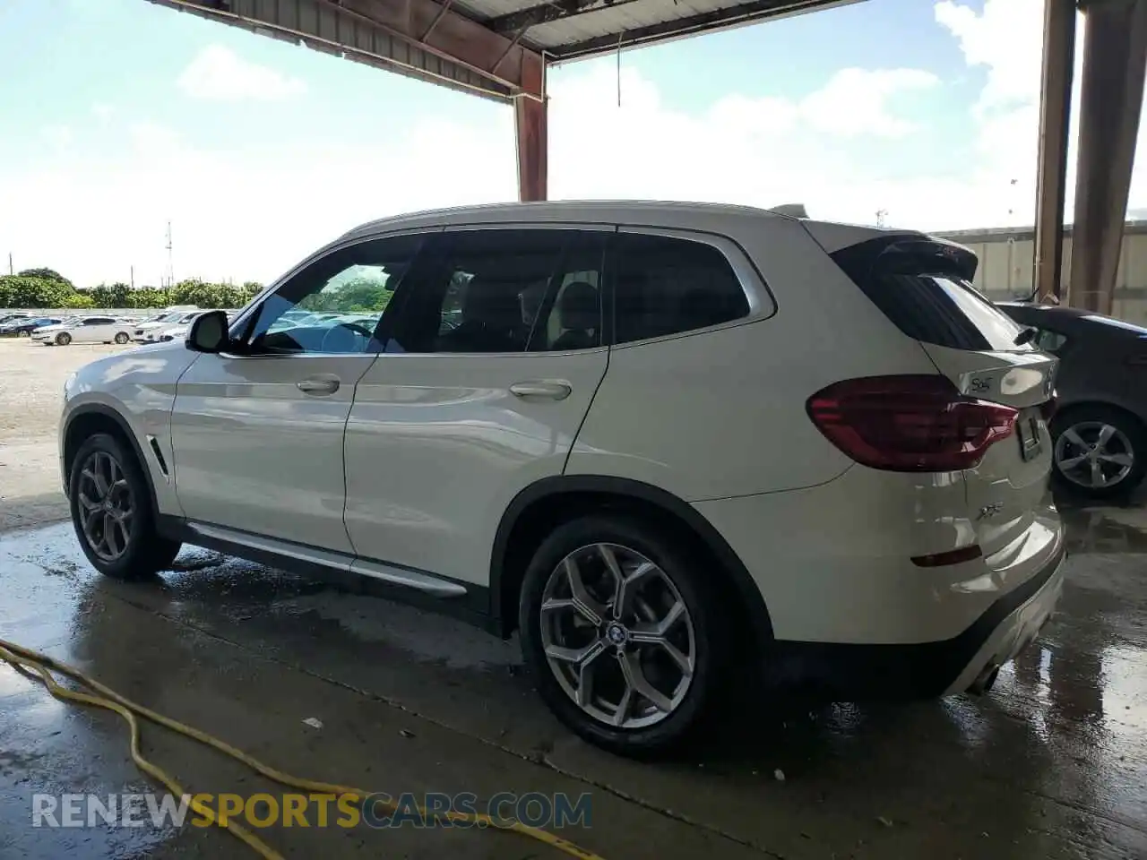 2 Photograph of a damaged car 5UXTY3C00L9D53293 BMW X3 2020