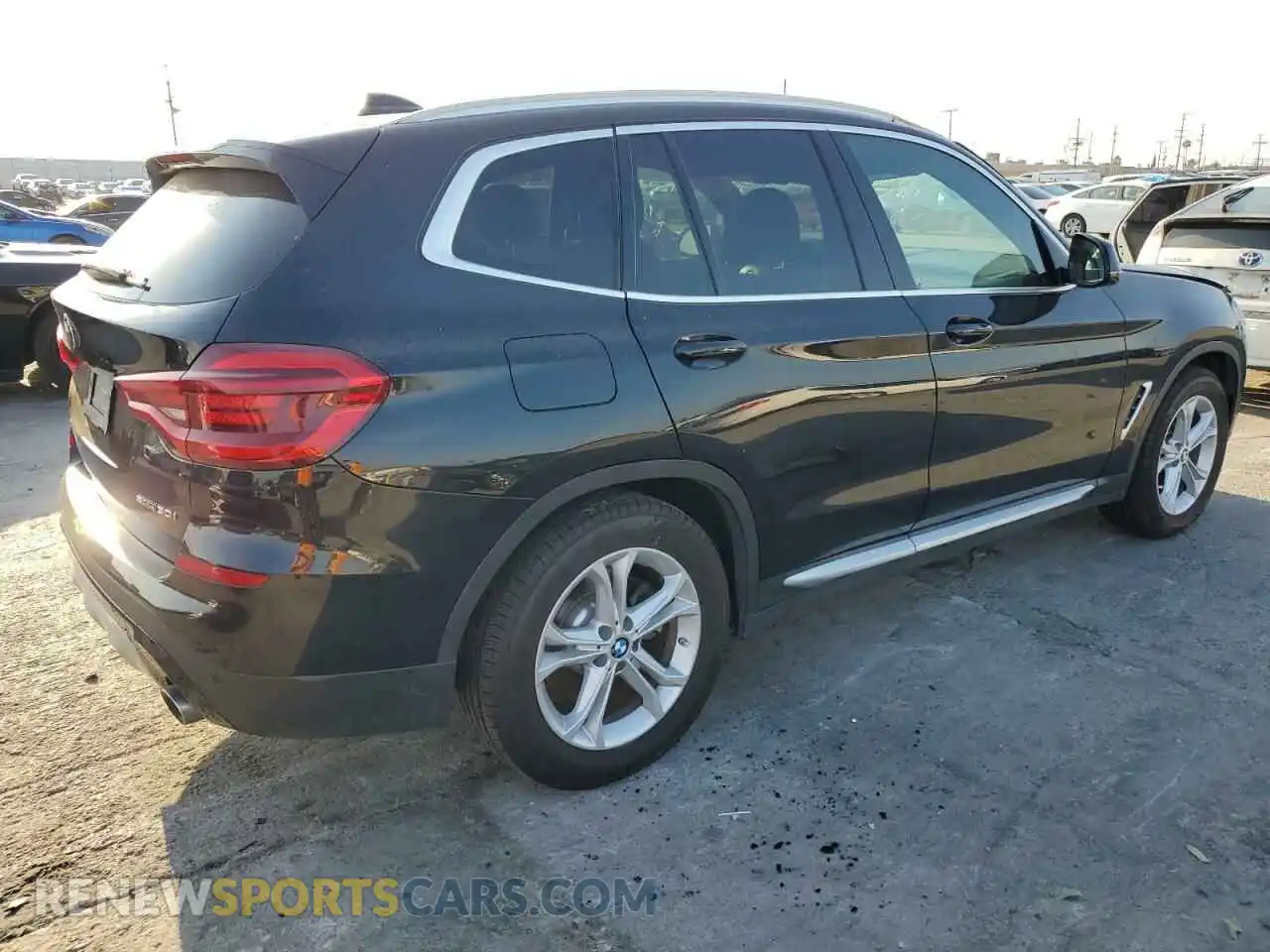 3 Photograph of a damaged car 5UXTY3C00LLU69612 BMW X3 2020