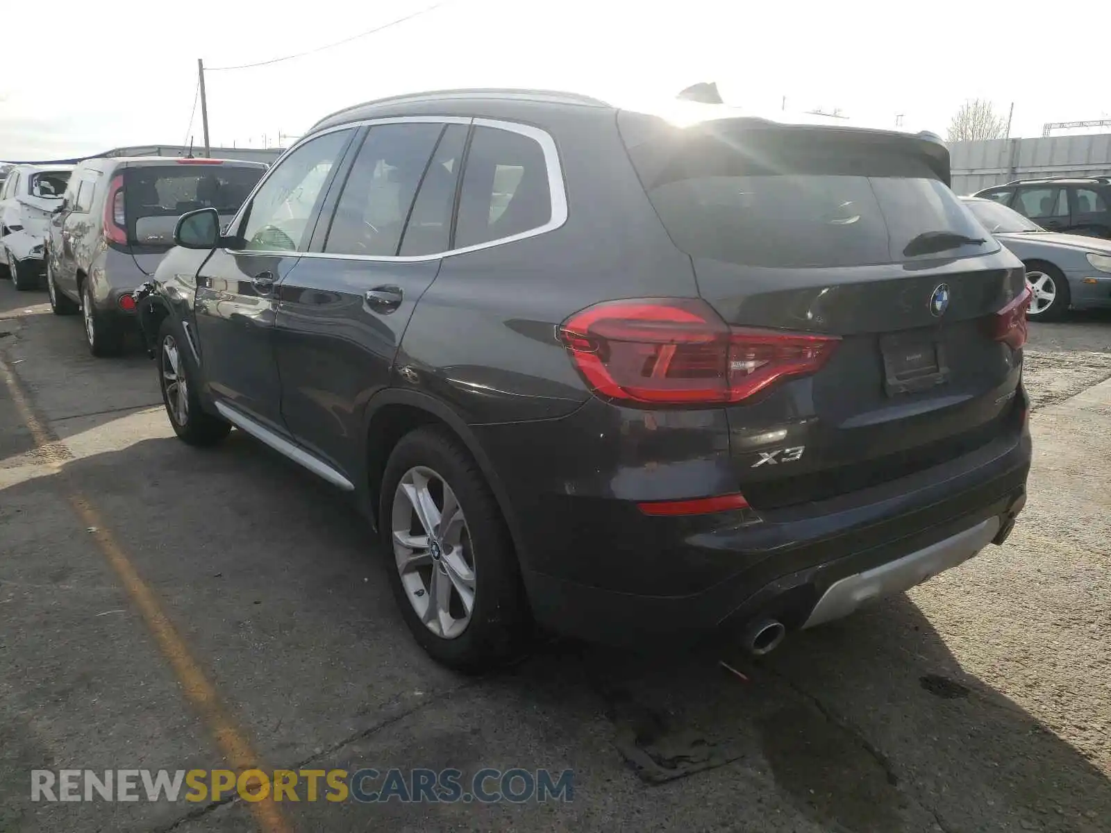 3 Photograph of a damaged car 5UXTY3C01L9B57668 BMW X3 2020