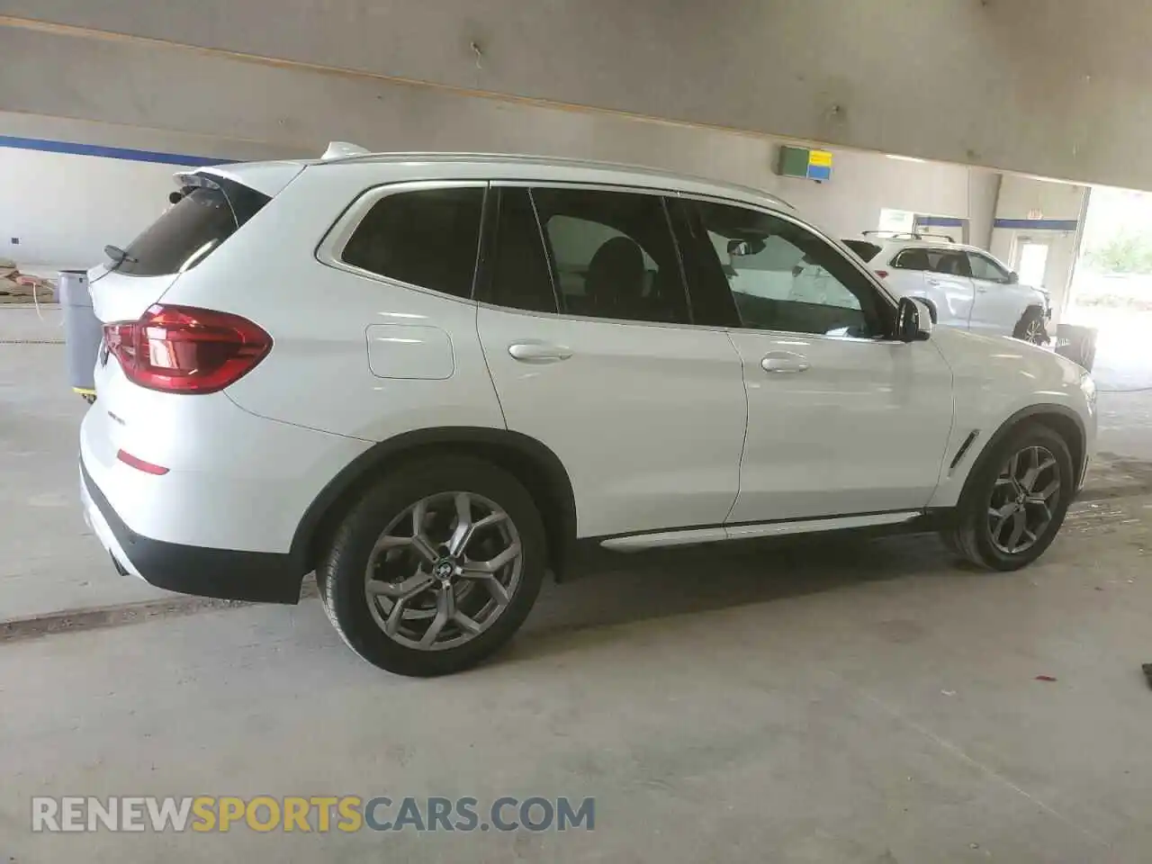 3 Photograph of a damaged car 5UXTY3C01LLU72387 BMW X3 2020