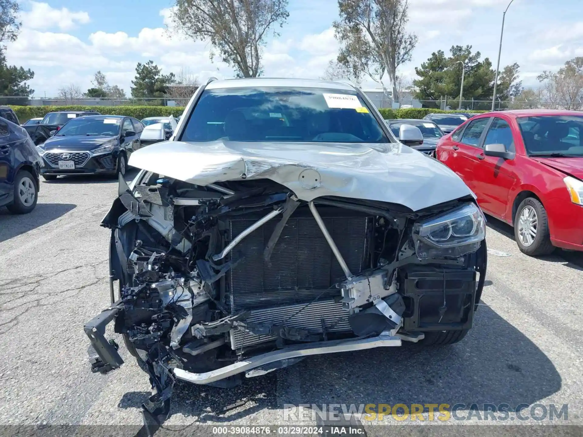 13 Photograph of a damaged car 5UXTY3C02L9B41141 BMW X3 2020