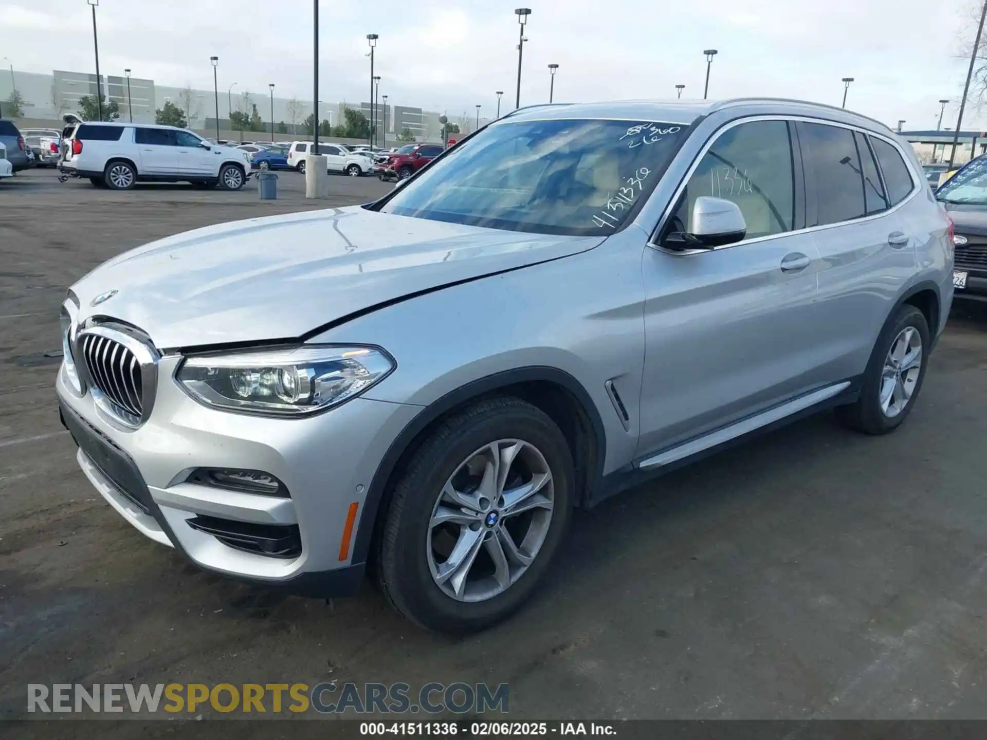 2 Photograph of a damaged car 5UXTY3C02L9B67612 BMW X3 2020
