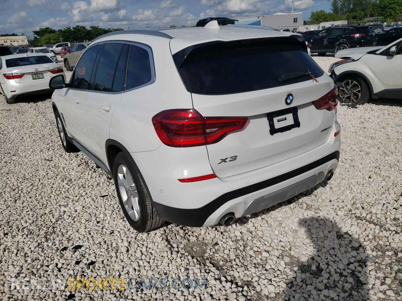 3 Photograph of a damaged car 5UXTY3C02L9C90424 BMW X3 2020