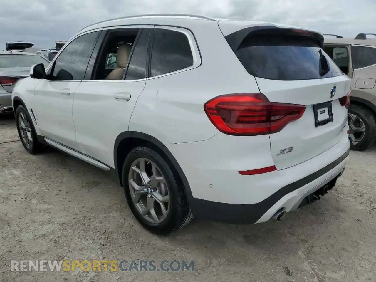 2 Photograph of a damaged car 5UXTY3C03L9B75721 BMW X3 2020