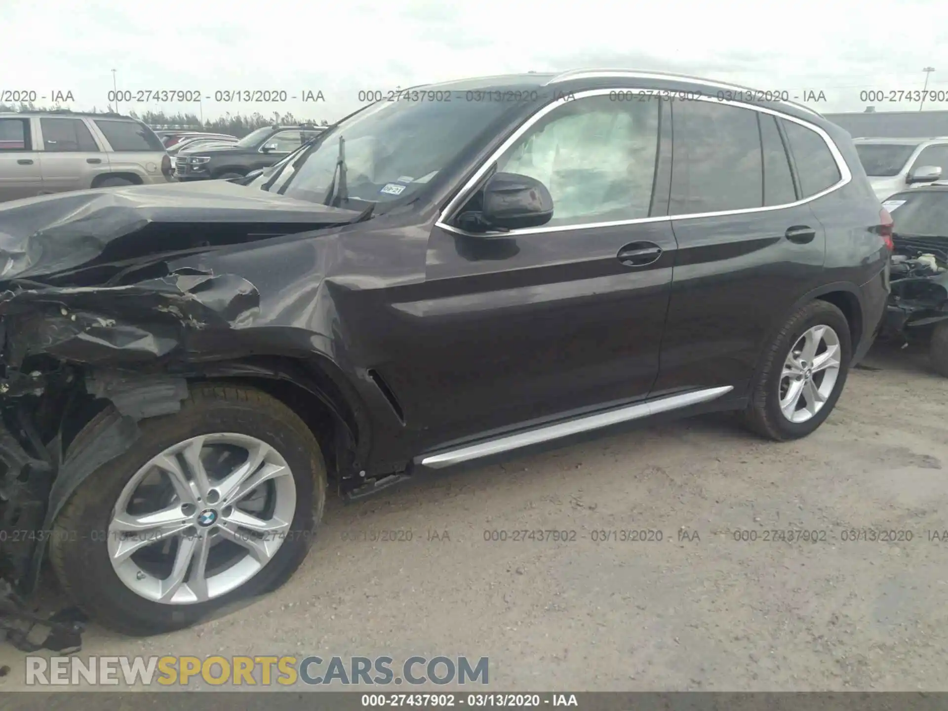 2 Photograph of a damaged car 5UXTY3C03LLE55092 BMW X3 2020