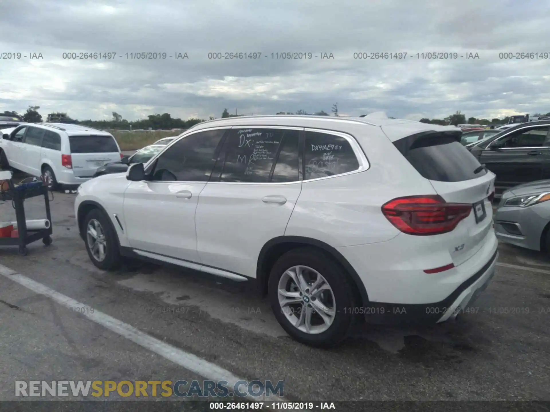 3 Photograph of a damaged car 5UXTY3C03LLE55304 BMW X3 2020