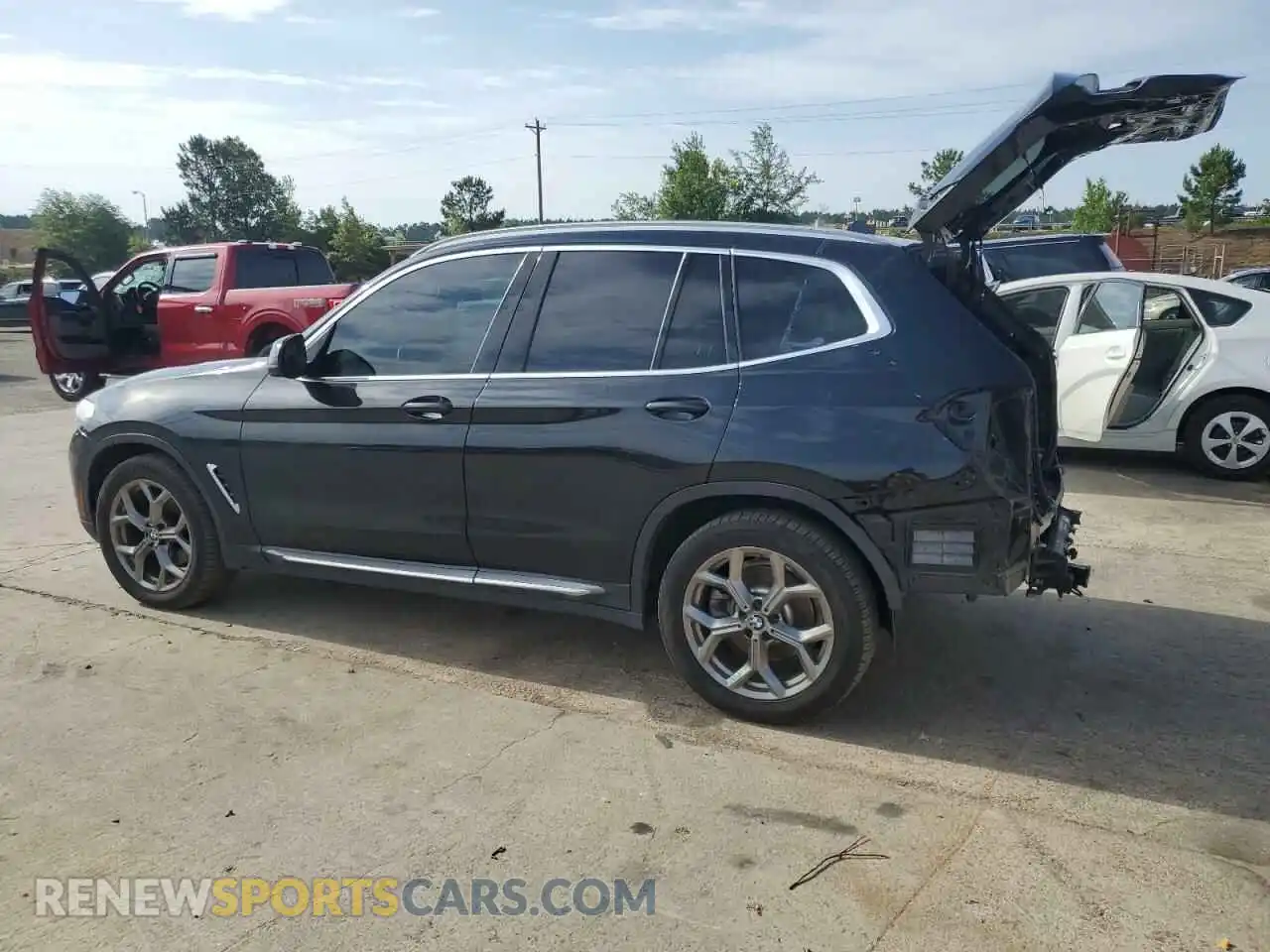 2 Photograph of a damaged car 5UXTY3C04L9B43778 BMW X3 2020
