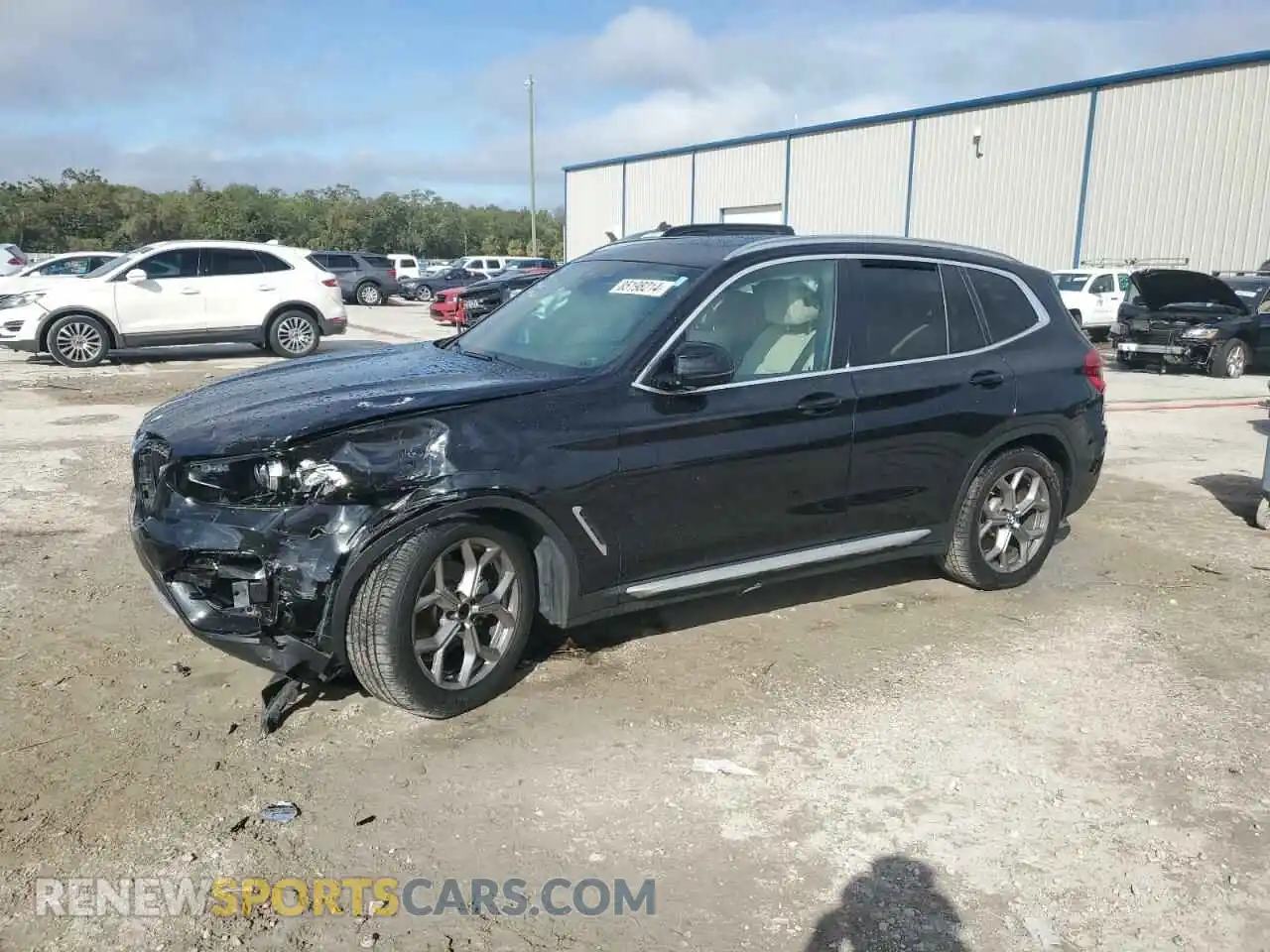 1 Фотография поврежденного автомобиля 5UXTY3C04L9B64016 BMW X3 2020