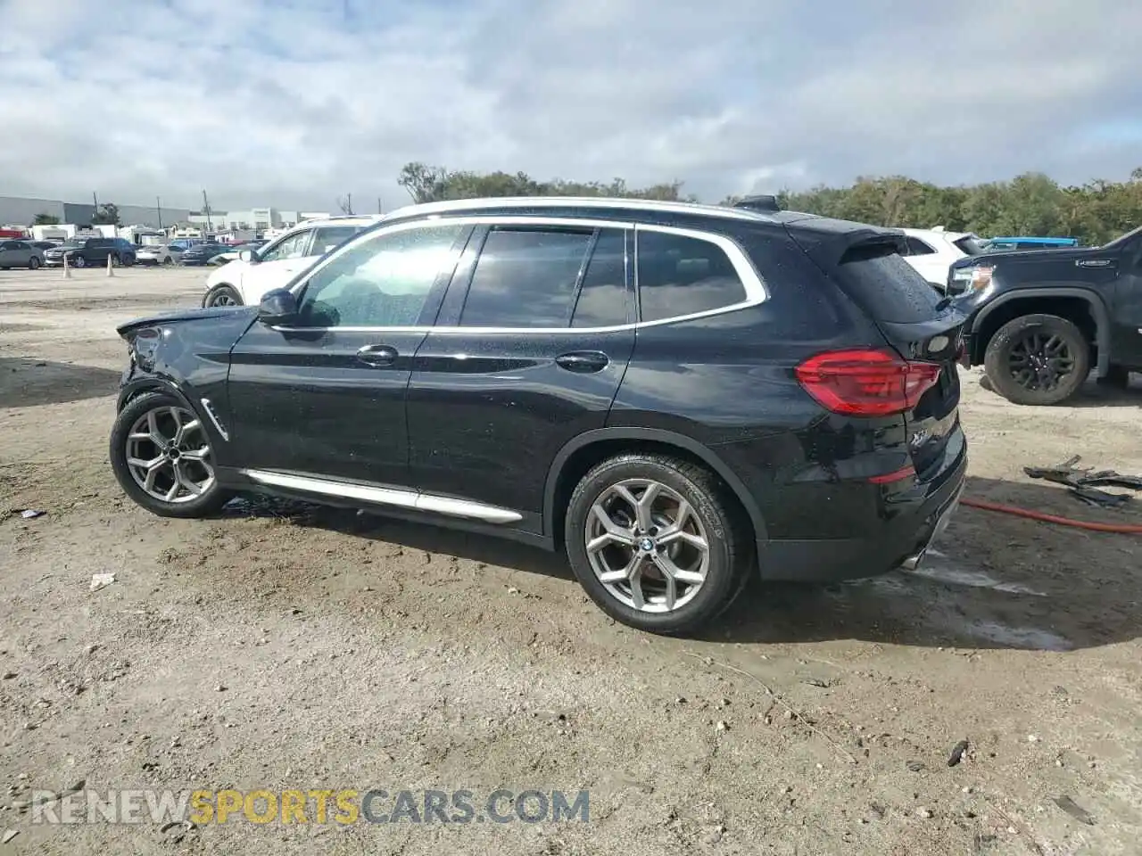 2 Фотография поврежденного автомобиля 5UXTY3C04L9B64016 BMW X3 2020