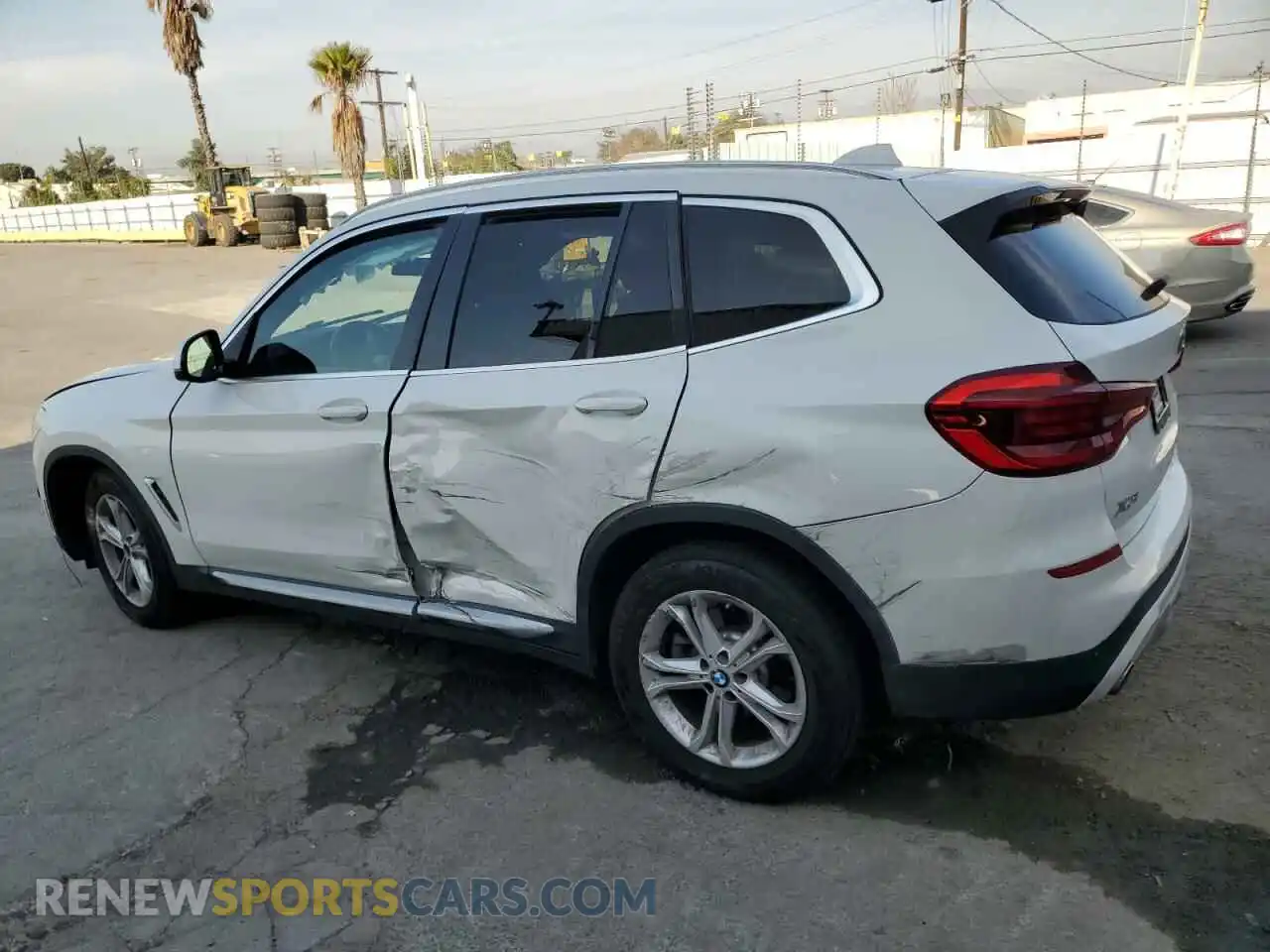 2 Фотография поврежденного автомобиля 5UXTY3C04LLU70150 BMW X3 2020
