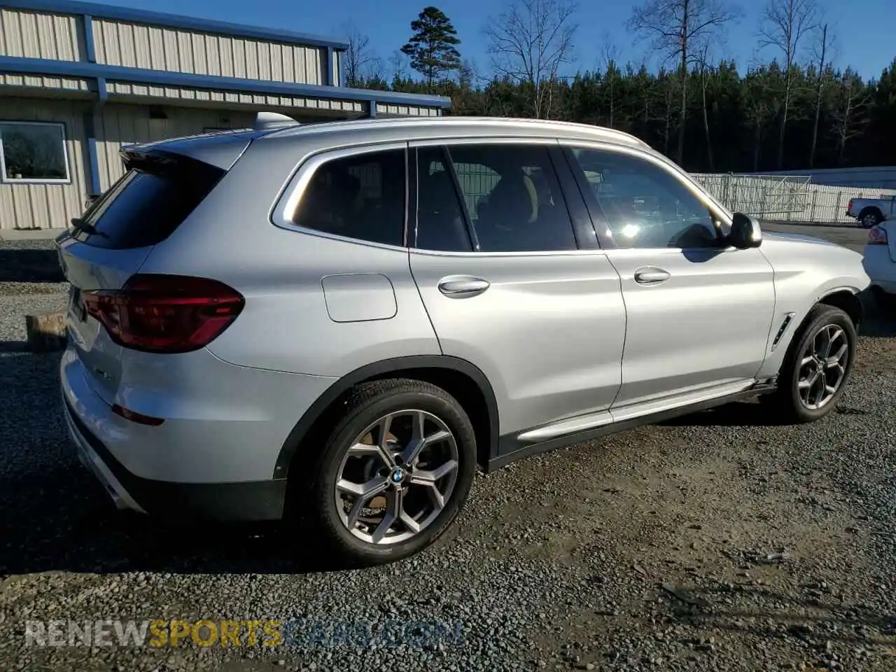 3 Photograph of a damaged car 5UXTY3C06L9D60359 BMW X3 2020