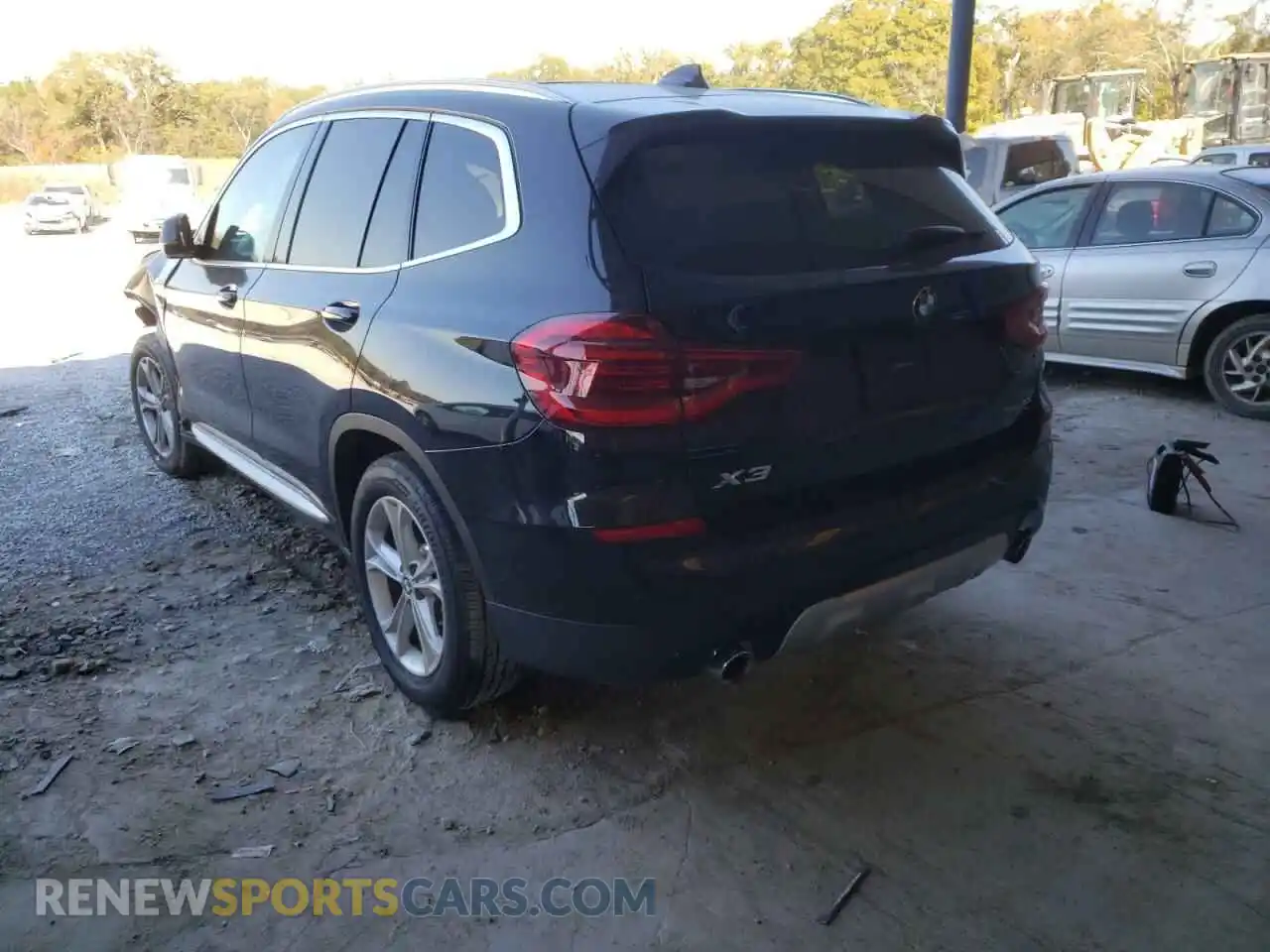 3 Photograph of a damaged car 5UXTY3C06LLU71378 BMW X3 2020