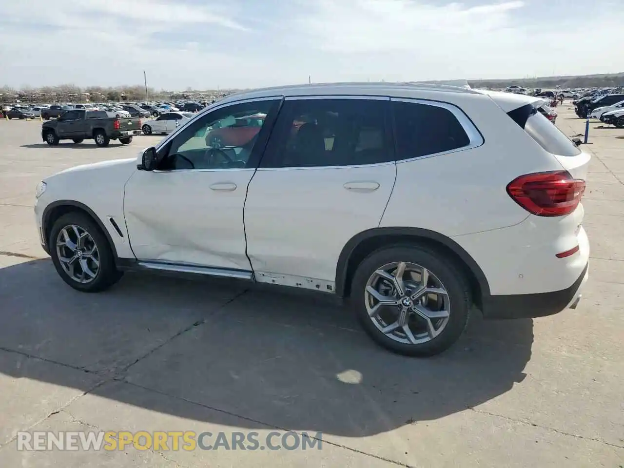 2 Photograph of a damaged car 5UXTY3C08L9B25526 BMW X3 2020