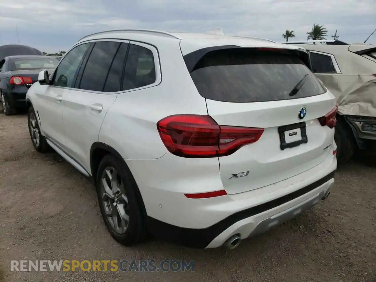 3 Photograph of a damaged car 5UXTY3C0XL9B78728 BMW X3 2020