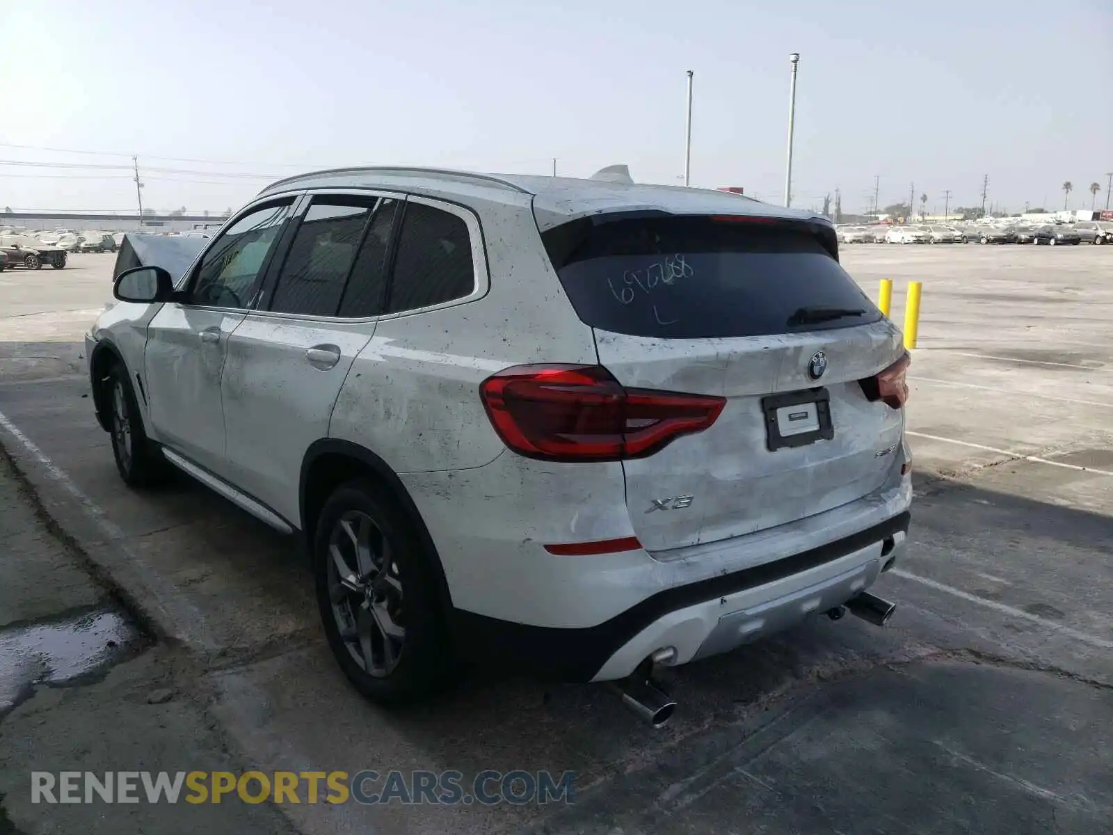 3 Photograph of a damaged car 5UXTY3C0XL9D41121 BMW X3 2020