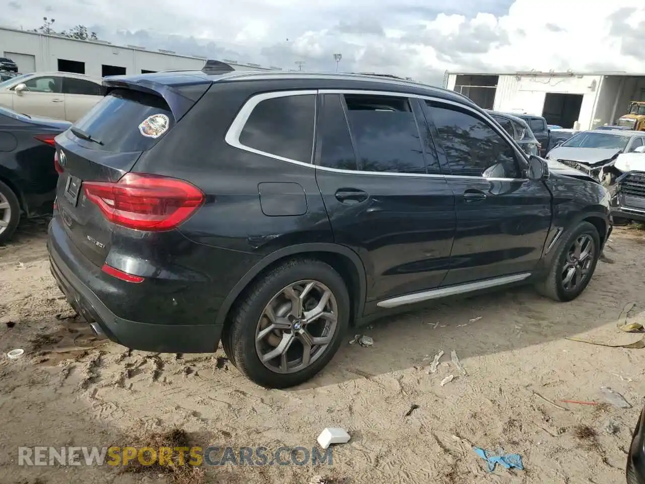 3 Photograph of a damaged car 5UXTY5C01L9B82596 BMW X3 2020