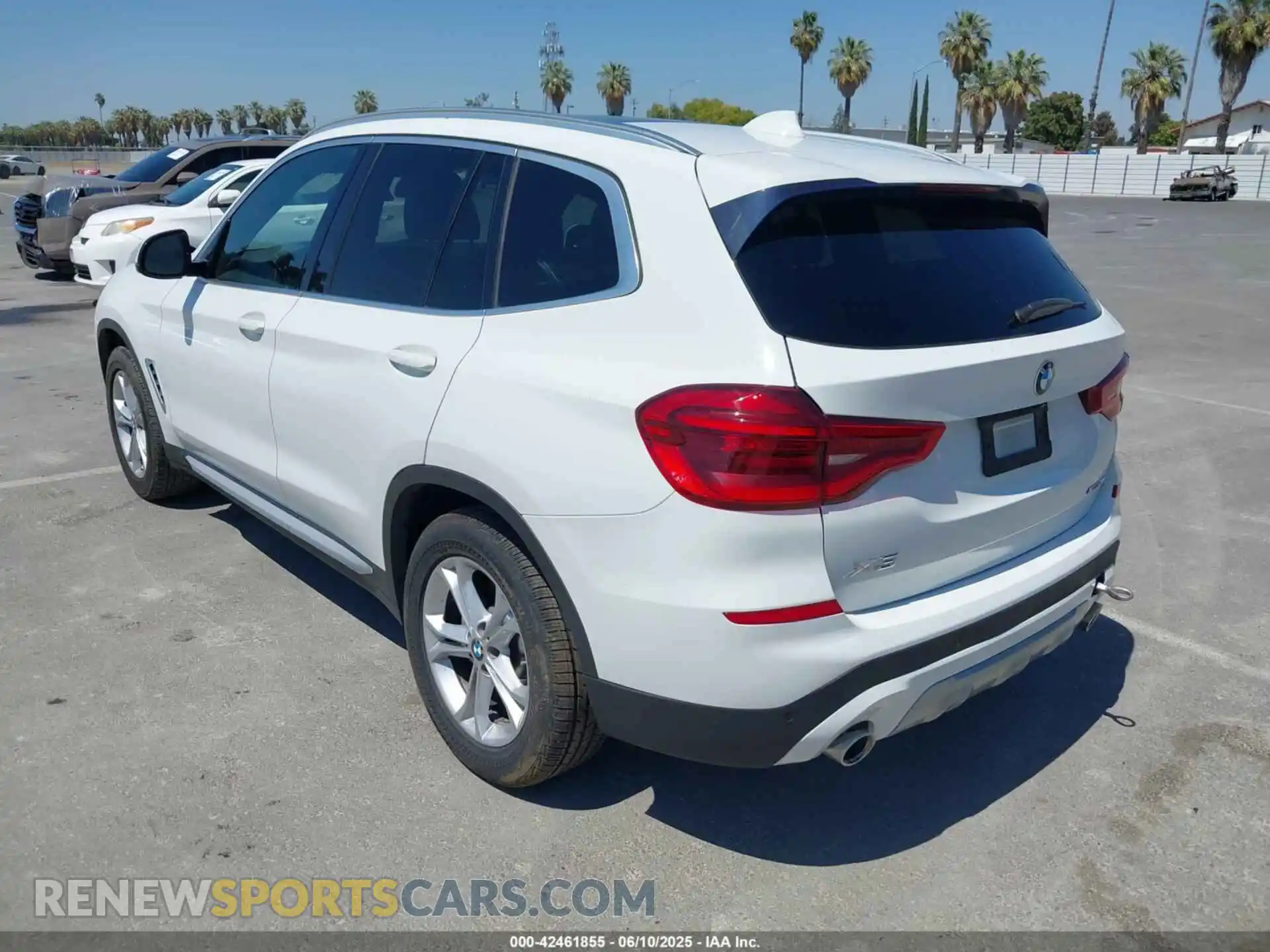 3 Photograph of a damaged car 5UXTY5C01L9C87817 BMW X3 2020