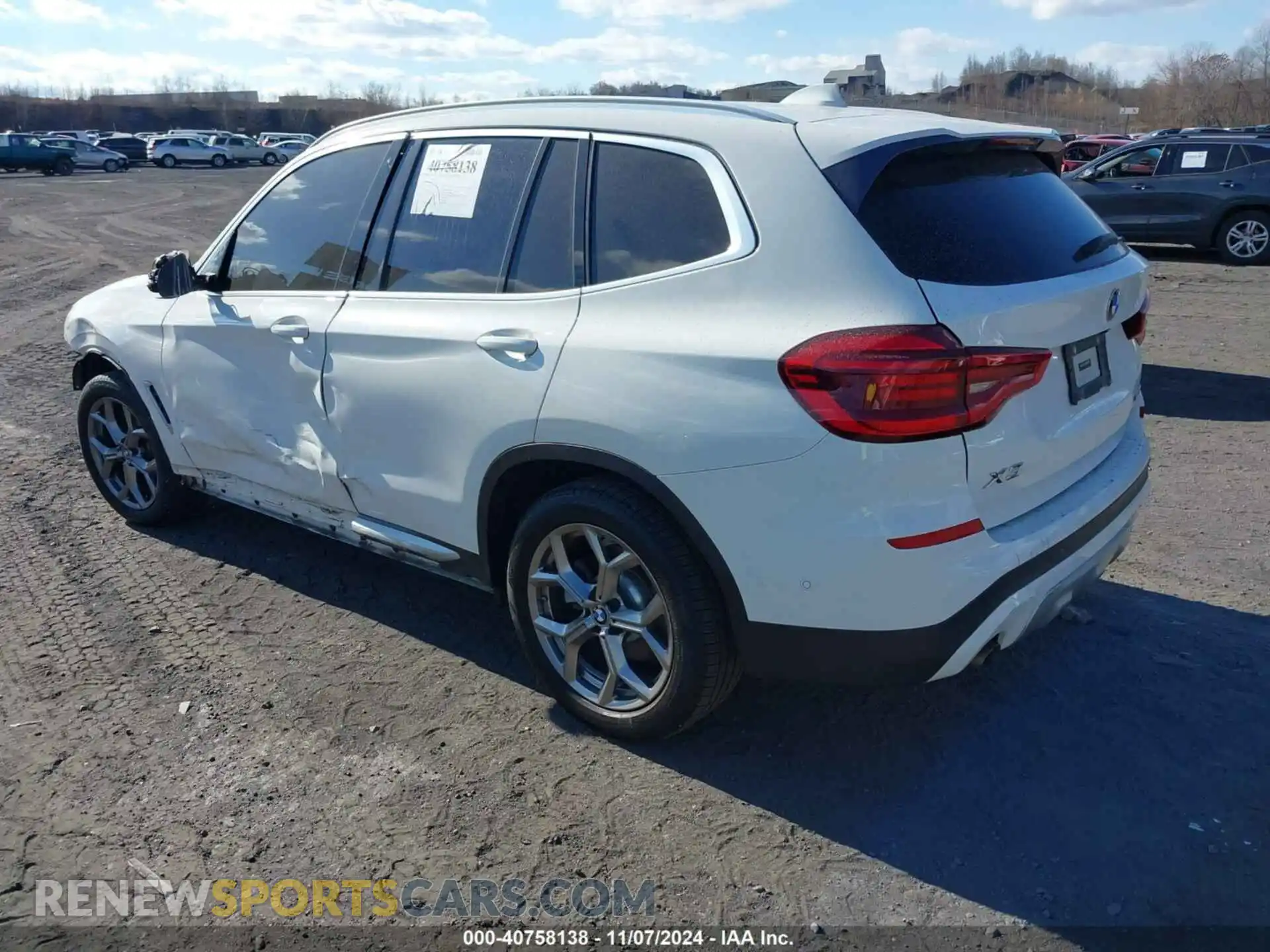 3 Photograph of a damaged car 5UXTY5C01L9D68395 BMW X3 2020