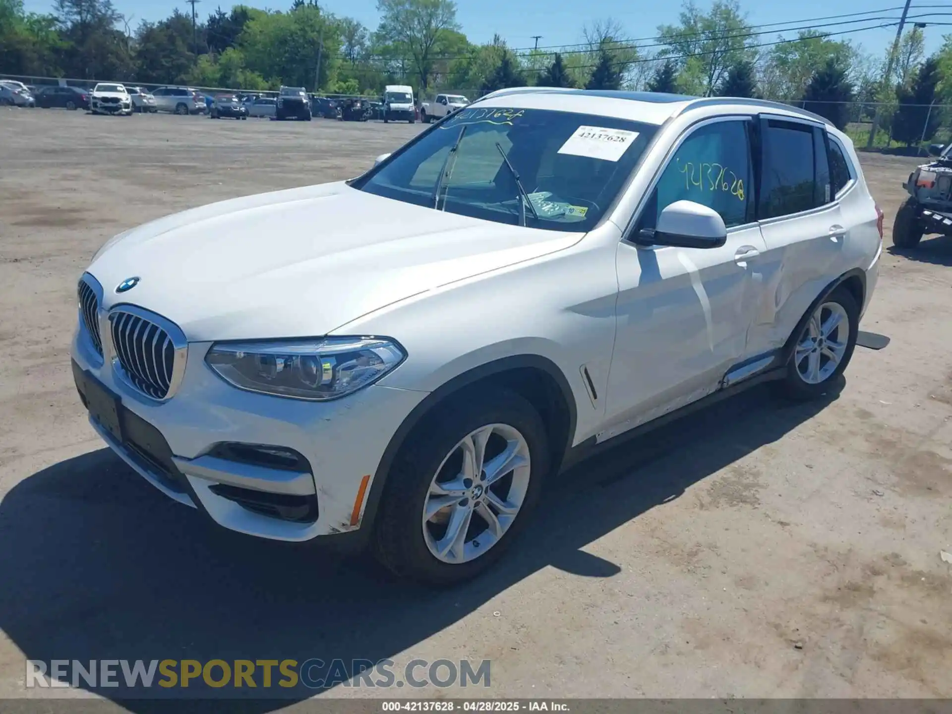 2 Photograph of a damaged car 5UXTY5C01LLT32755 BMW X3 2020