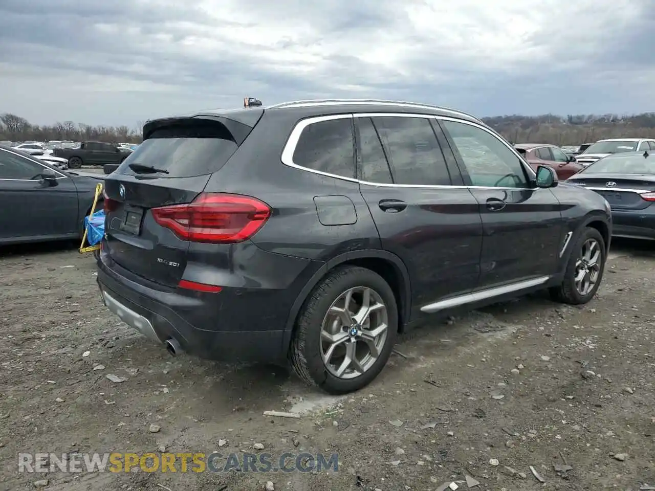 3 Photograph of a damaged car 5UXTY5C02L9B72191 BMW X3 2020
