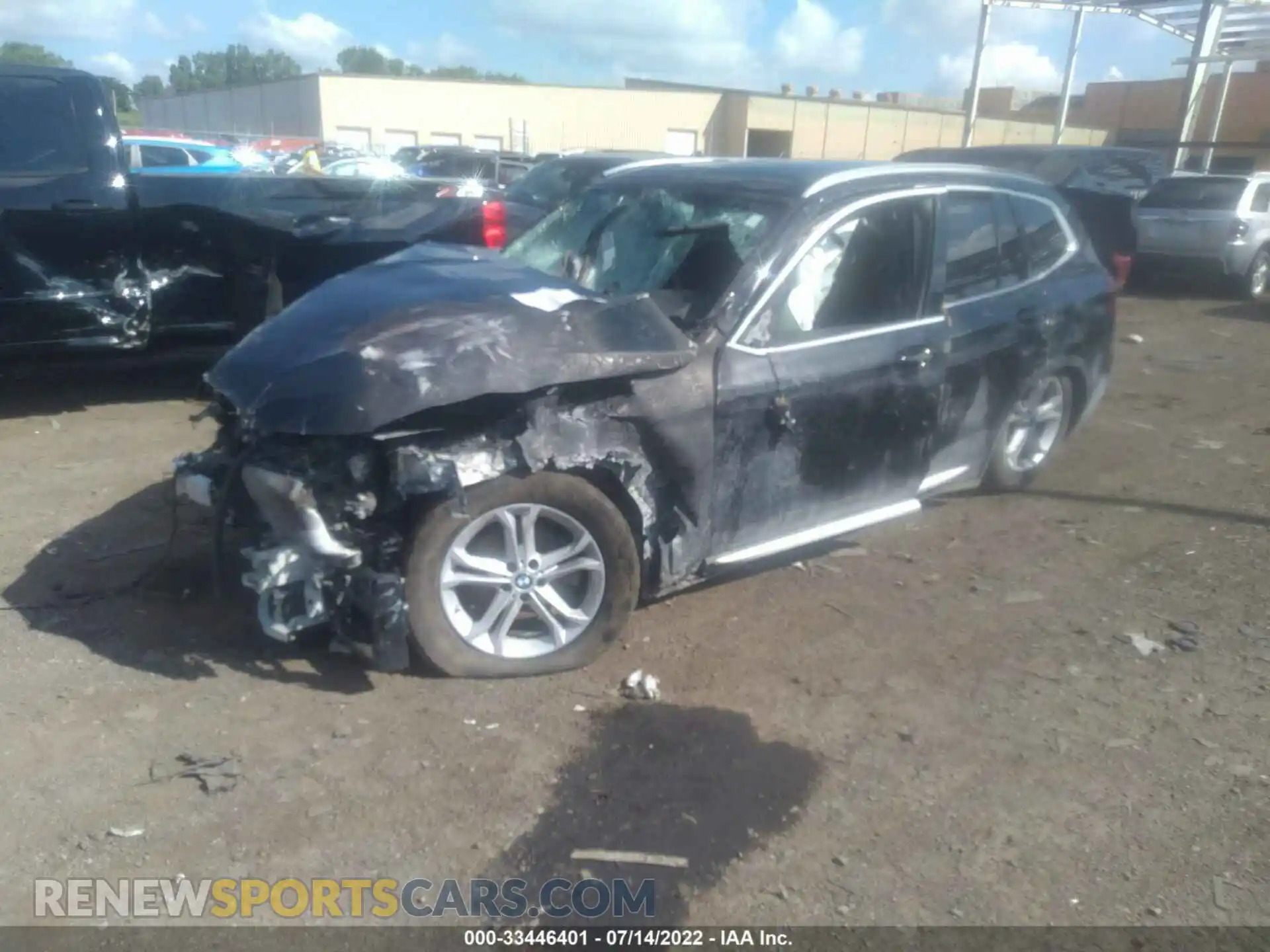 2 Photograph of a damaged car 5UXTY5C02LLT32120 BMW X3 2020