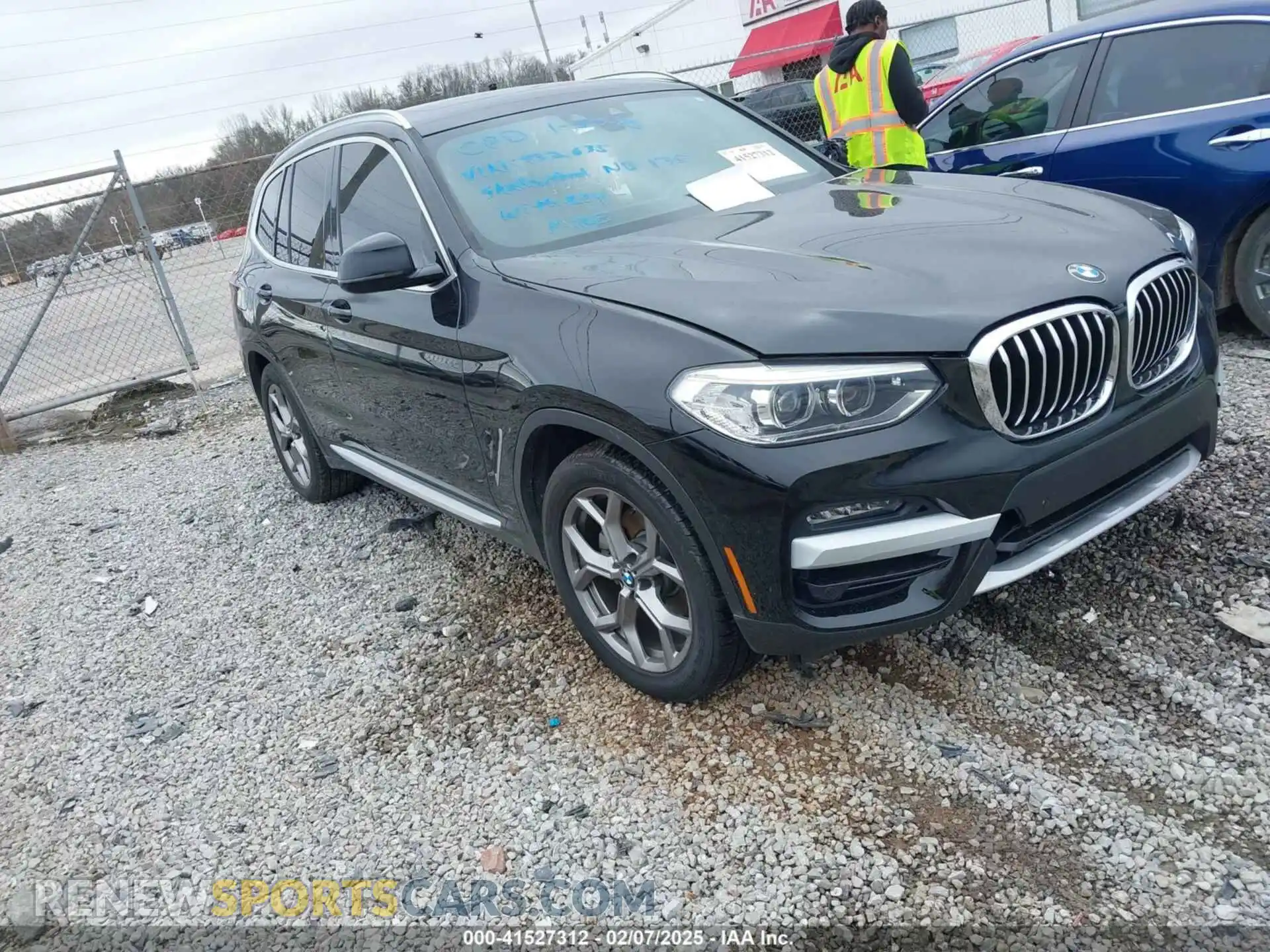 1 Photograph of a damaged car 5UXTY5C02LLT32635 BMW X3 2020