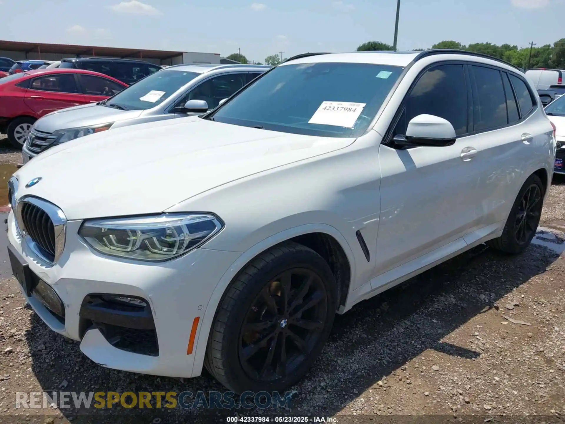 2 Photograph of a damaged car 5UXTY5C03L9B70109 BMW X3 2020