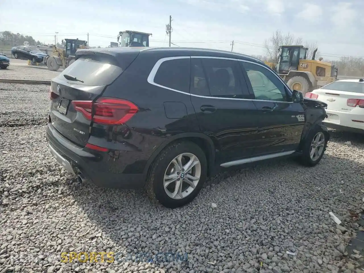 3 Photograph of a damaged car 5UXTY5C04L9B01137 BMW X3 2020