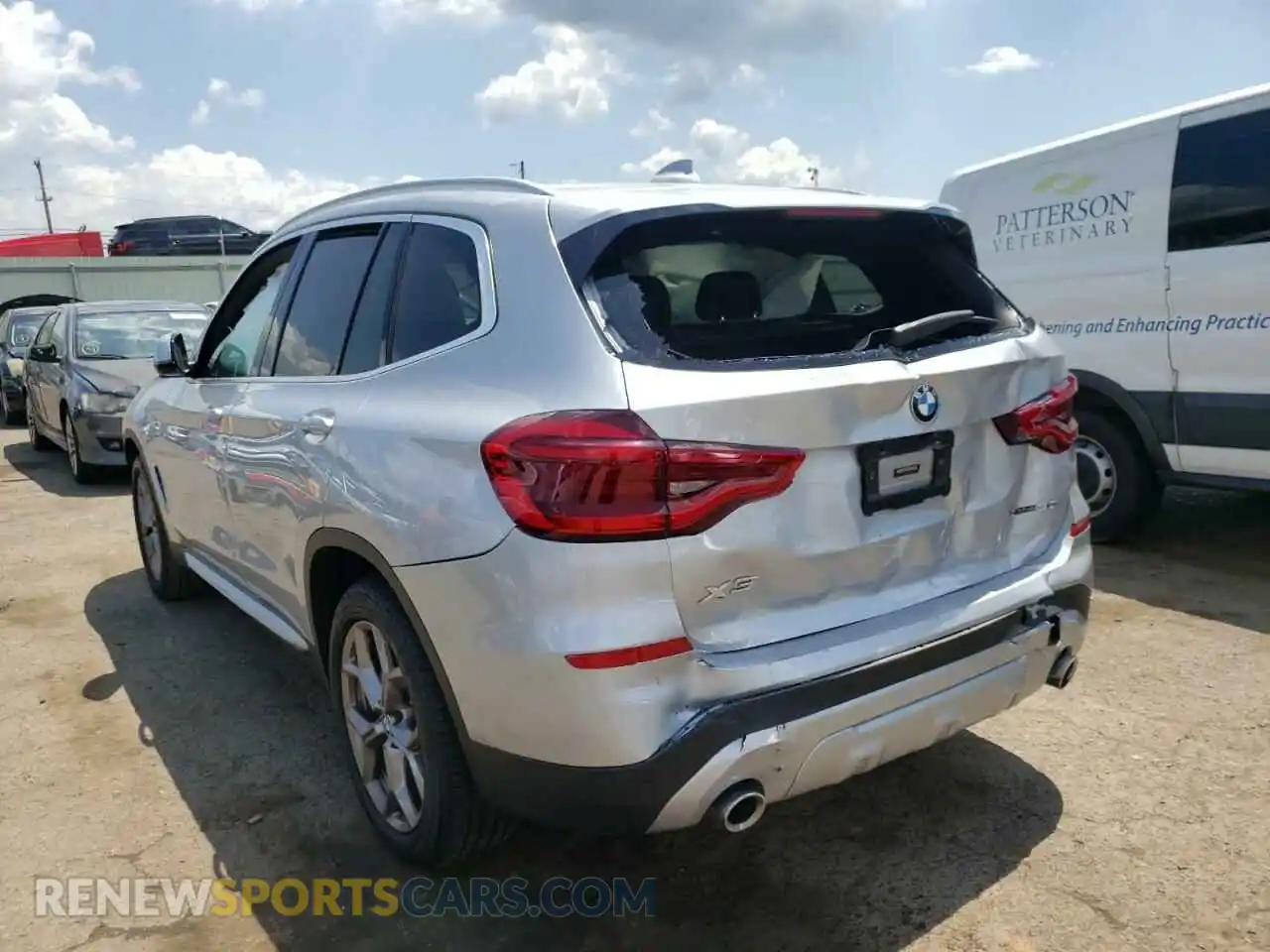 3 Photograph of a damaged car 5UXTY5C04L9D17411 BMW X3 2020