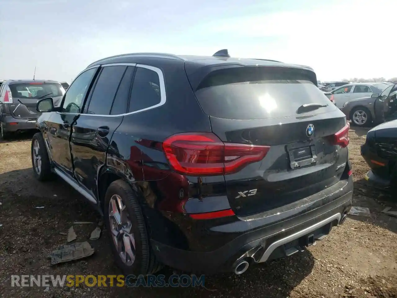 3 Photograph of a damaged car 5UXTY5C04L9D66530 BMW X3 2020