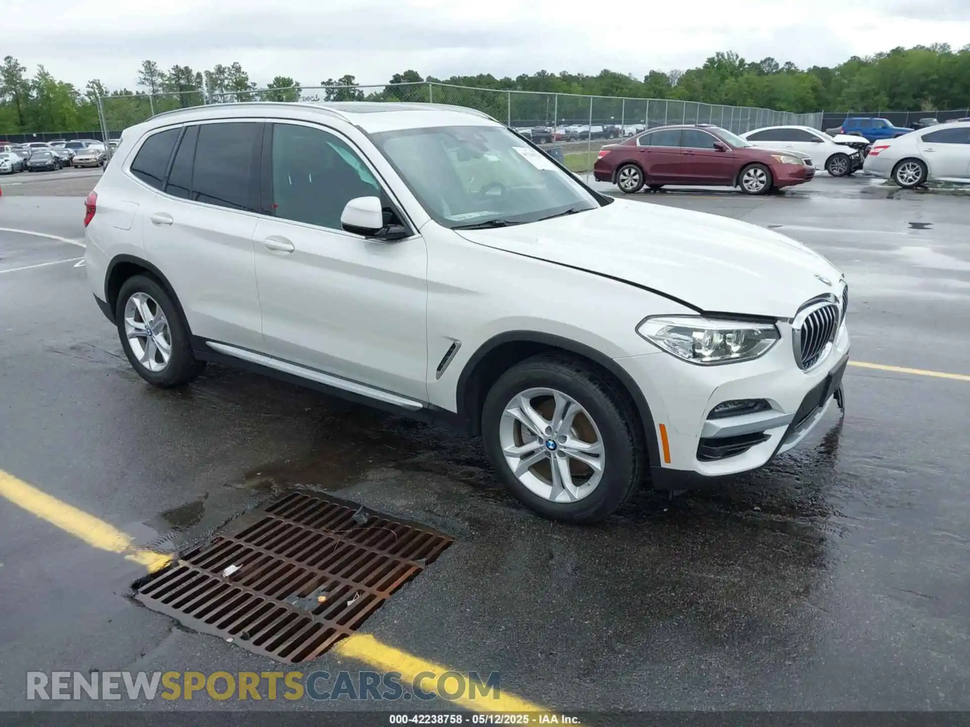 1 Photograph of a damaged car 5UXTY5C05L9B55188 BMW X3 2020
