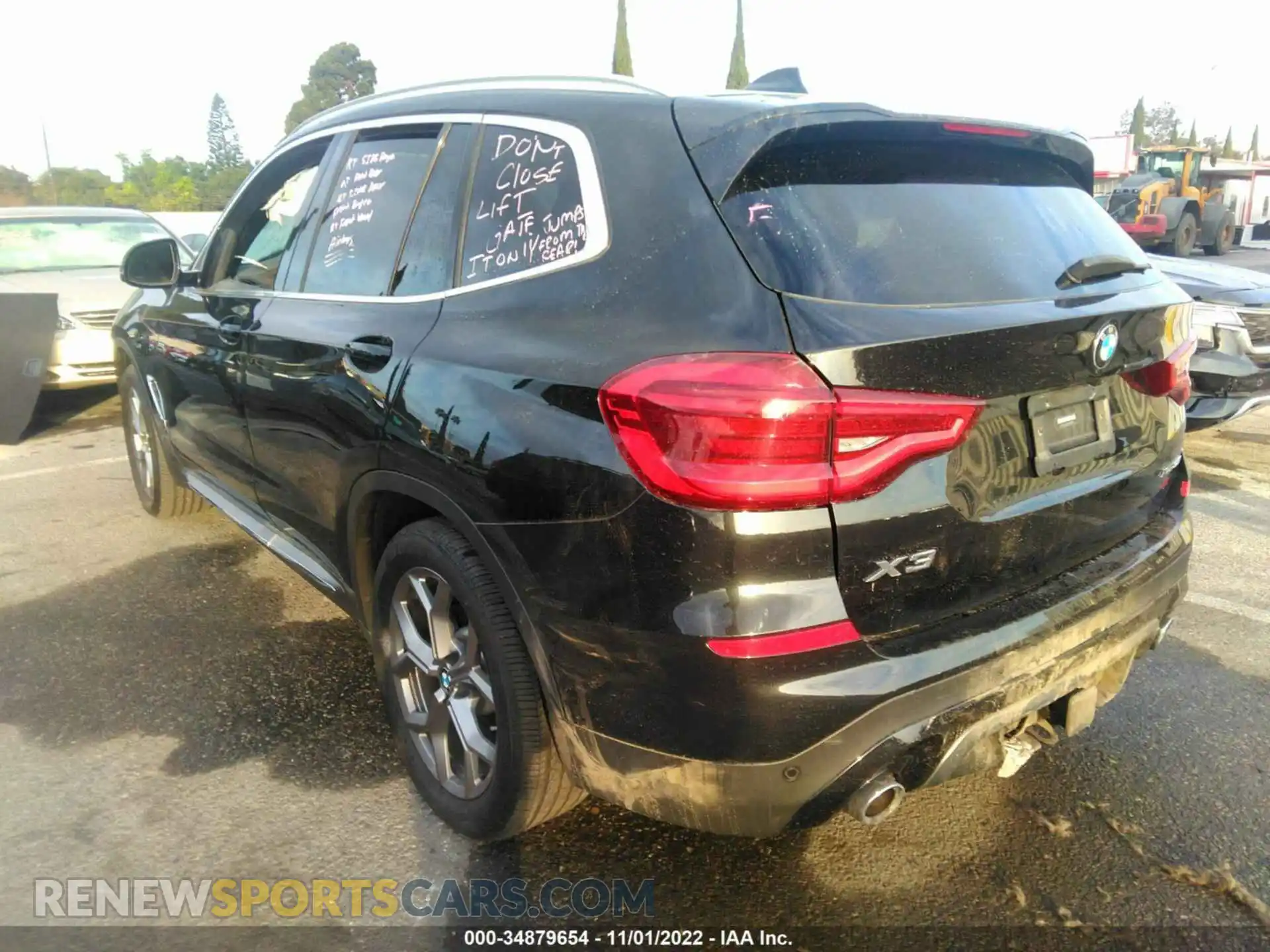 3 Photograph of a damaged car 5UXTY5C05L9D02626 BMW X3 2020