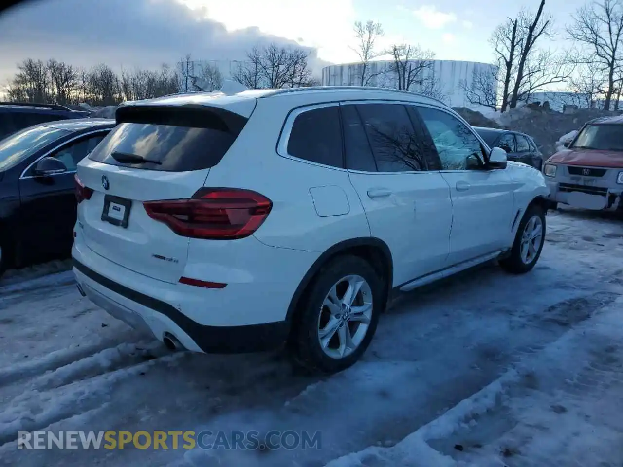 3 Photograph of a damaged car 5UXTY5C06L9B06274 BMW X3 2020