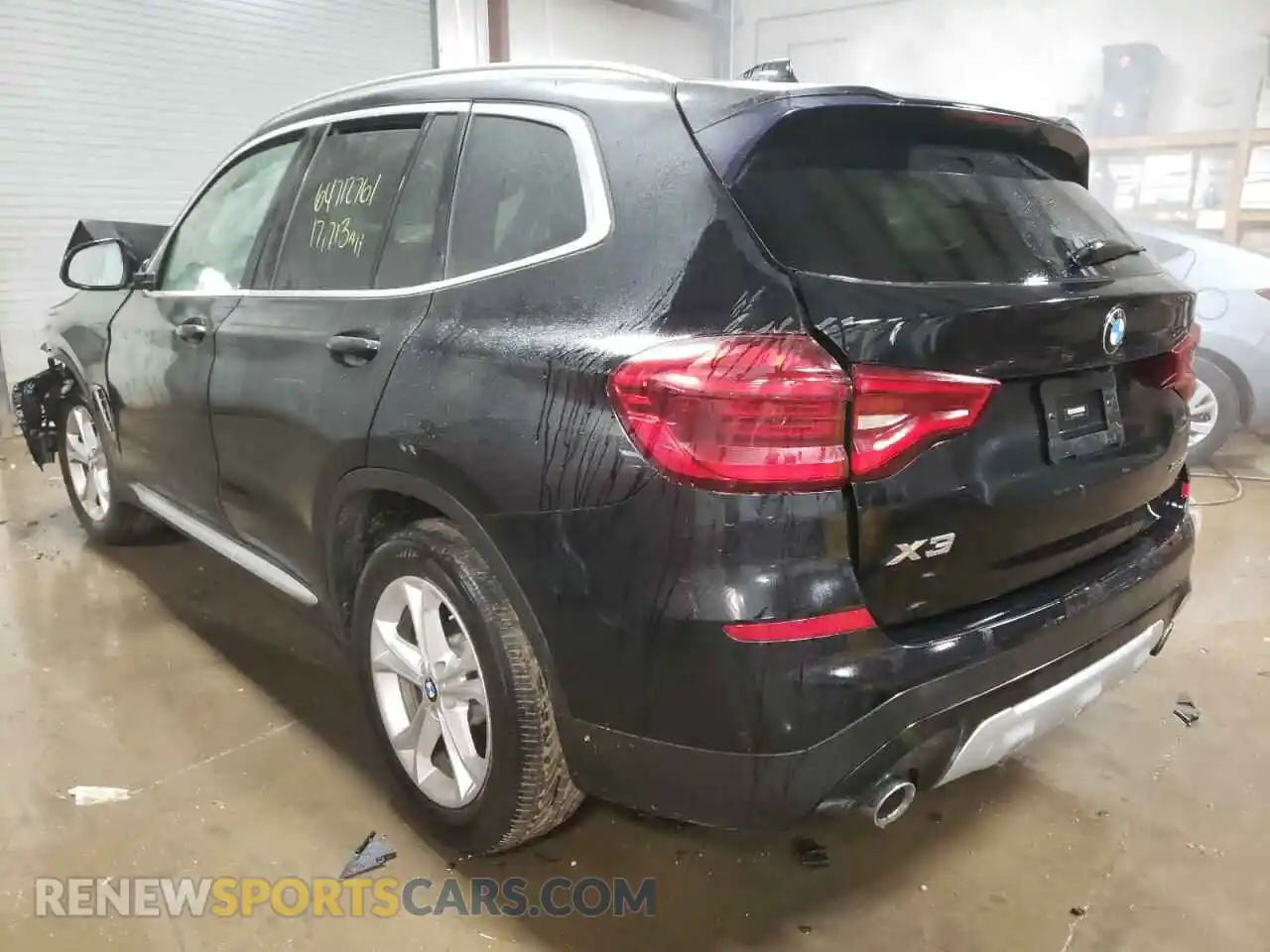 3 Photograph of a damaged car 5UXTY5C06L9D68084 BMW X3 2020