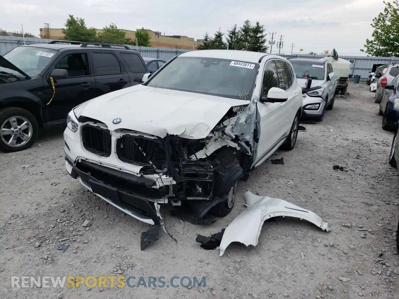 2 Photograph of a damaged car 5UXTY5C08L9D44675 BMW X3 2020