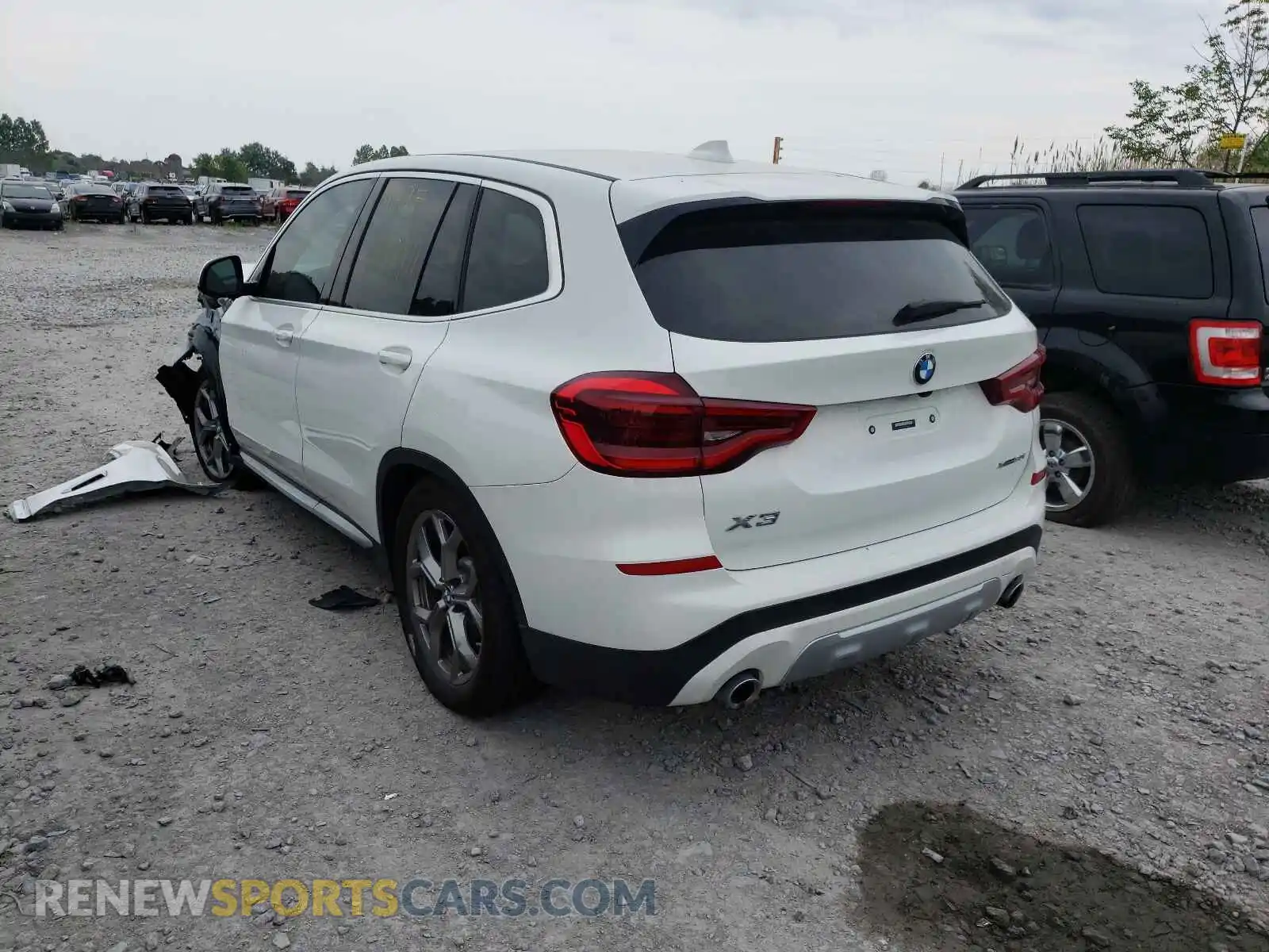 3 Photograph of a damaged car 5UXTY5C08L9D44675 BMW X3 2020