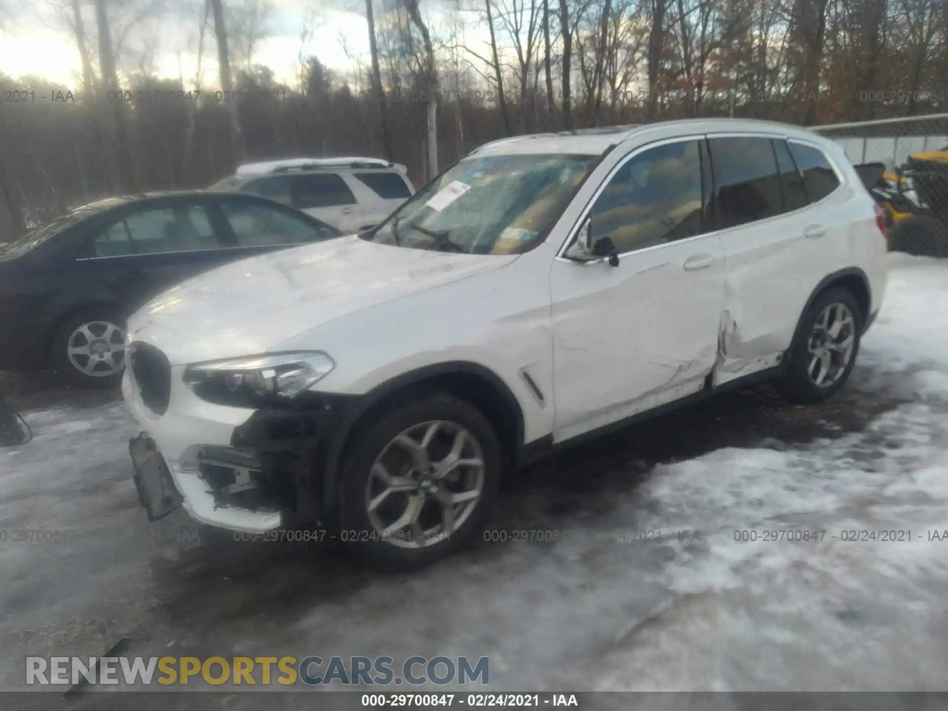 2 Photograph of a damaged car 5UXTY5C09L9C88276 BMW X3 2020