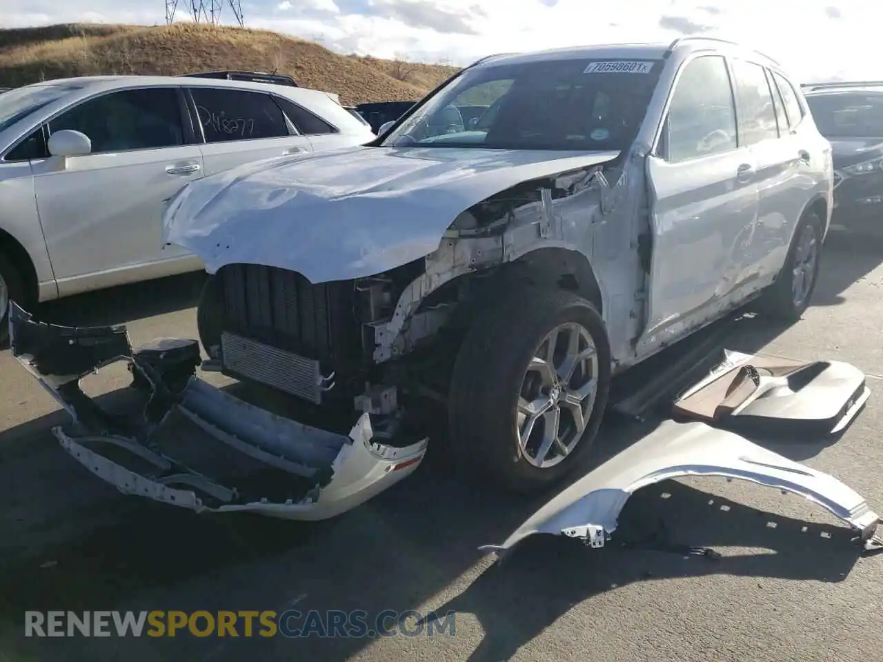 2 Фотография поврежденного автомобиля 5UXTY5C09LLT35127 BMW X3 2020