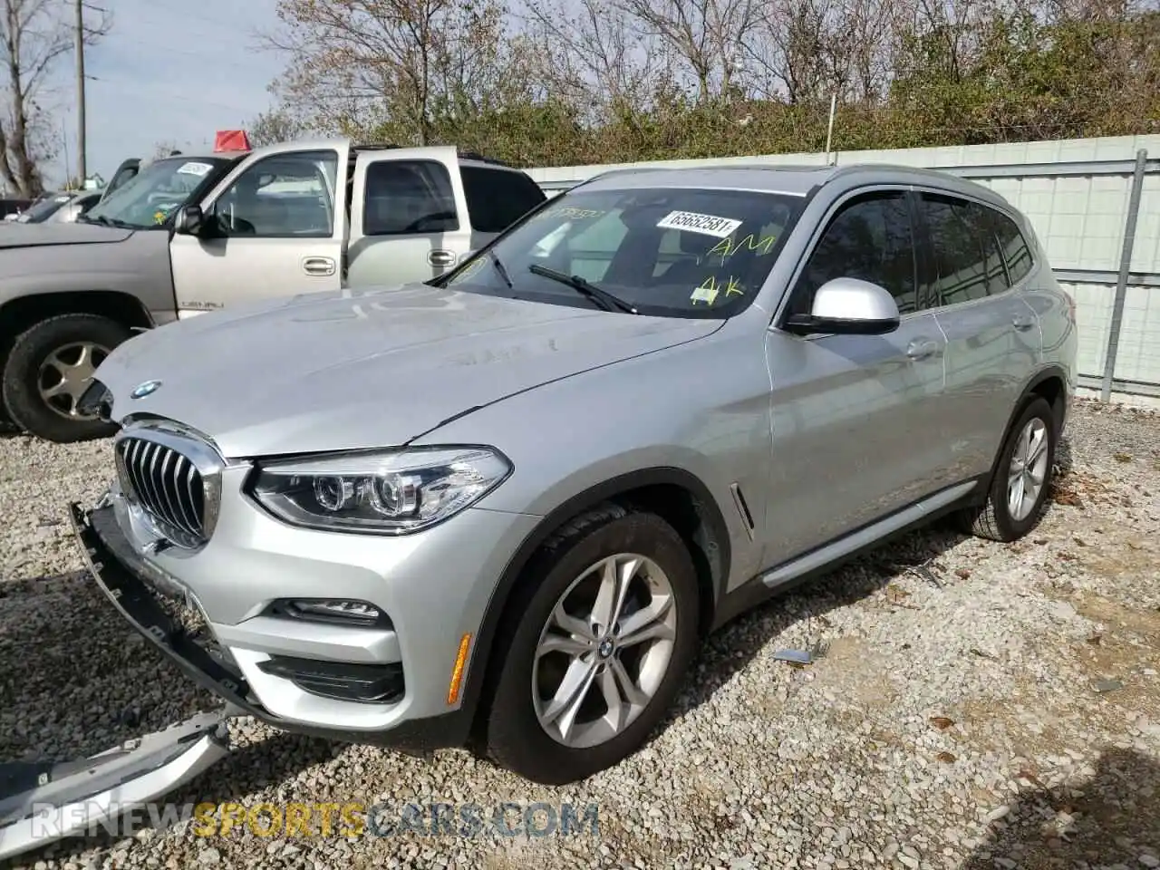 2 Photograph of a damaged car 5UXTY5C09LLT38500 BMW X3 2020